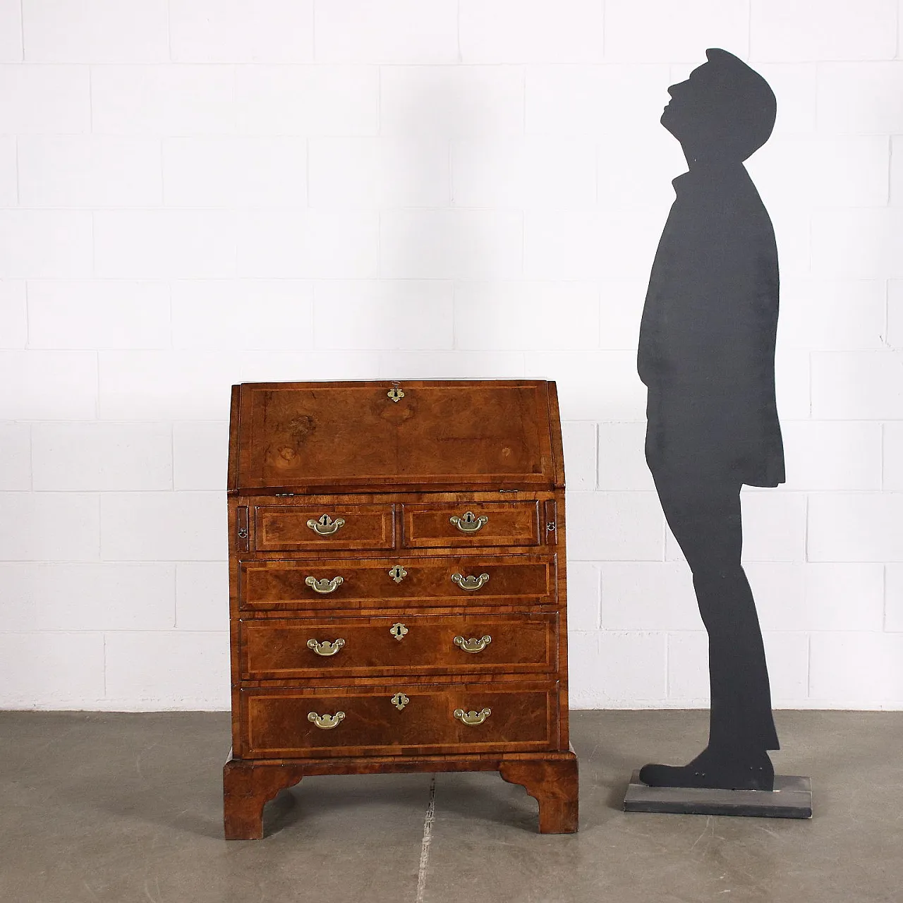 Ribalta Queen Anne in noce e radica di noce, '700 2