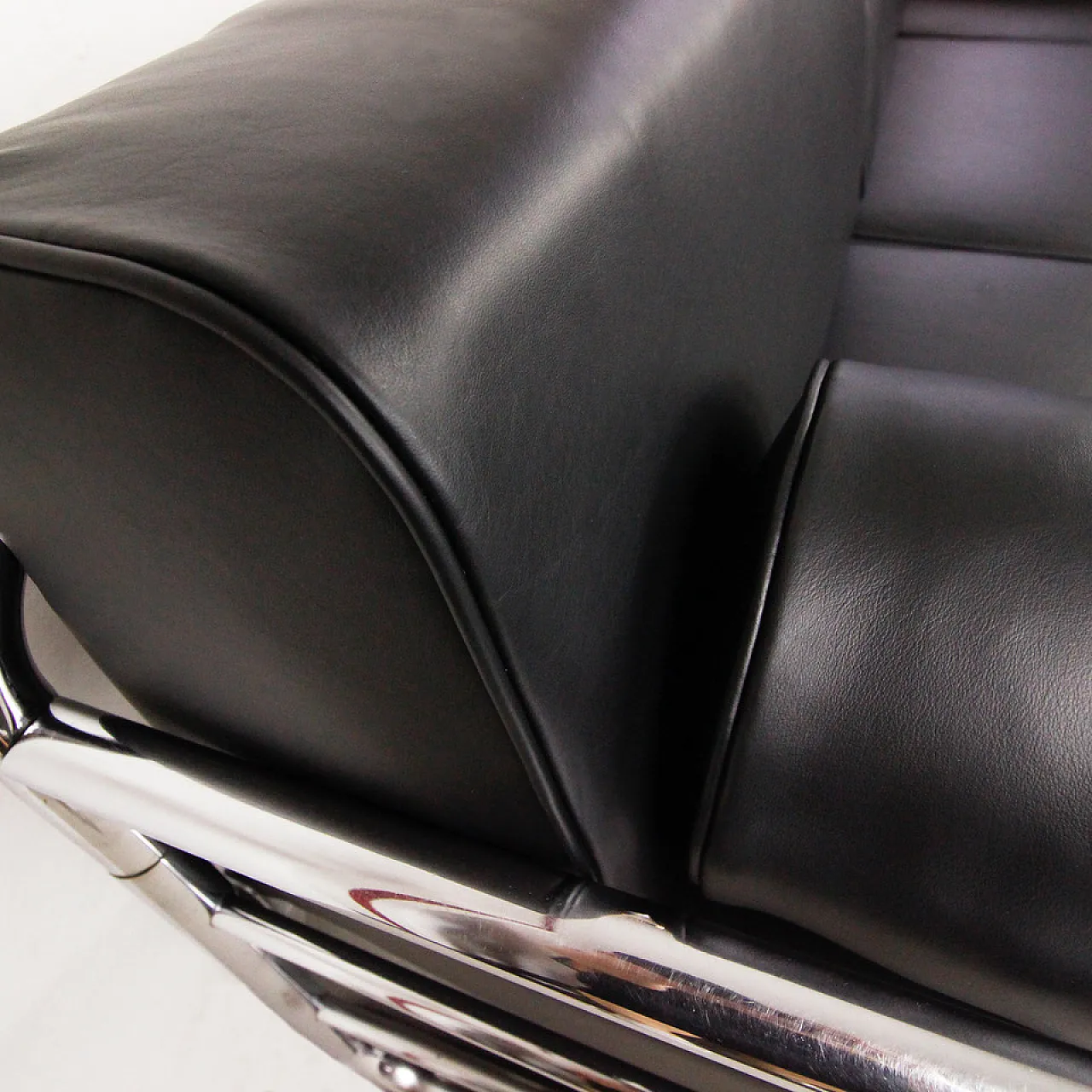 Divano tubolare di Hynek Gottwald  "Dark Night", anni '30 11