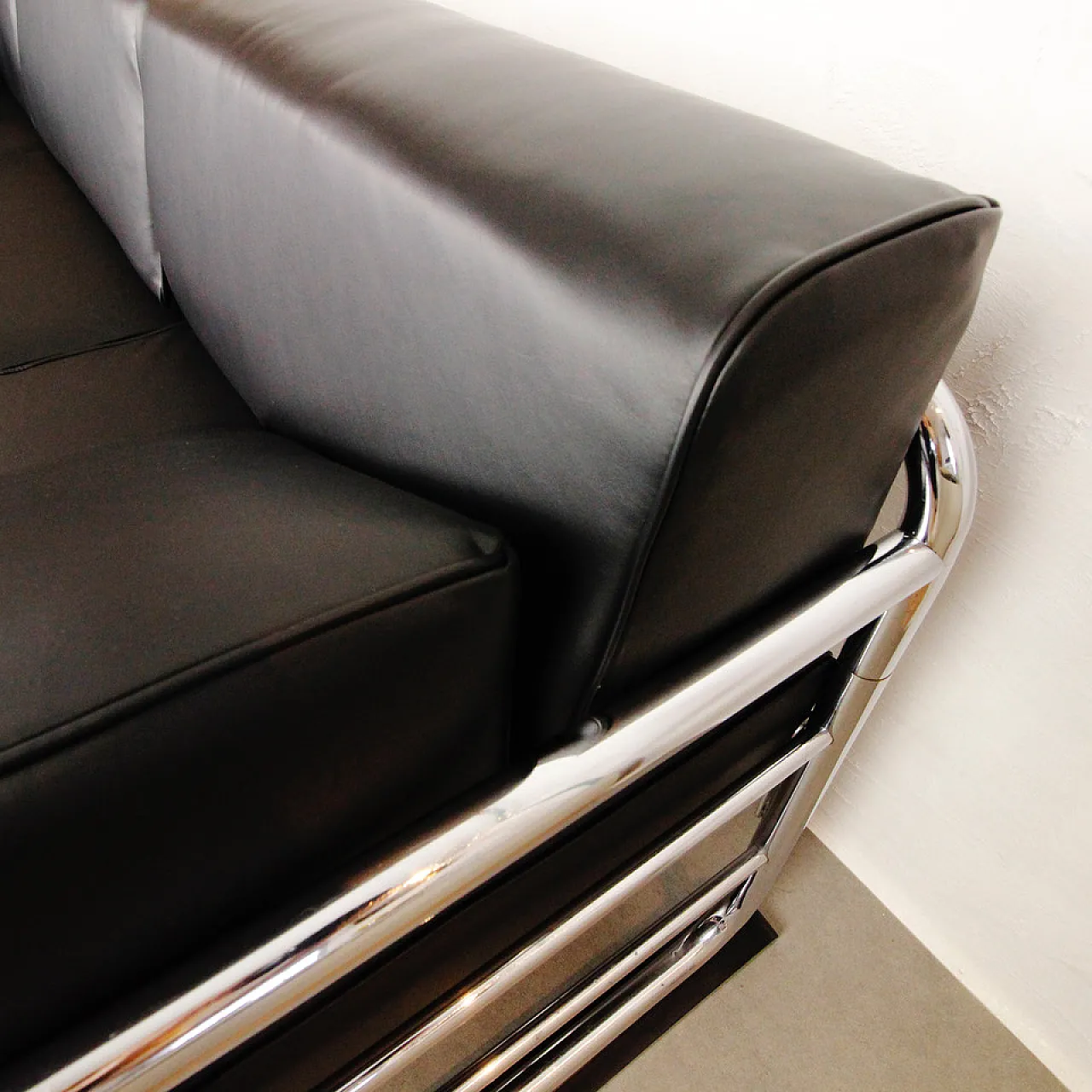 Divano tubolare di Hynek Gottwald  "Dark Night", anni '30 12