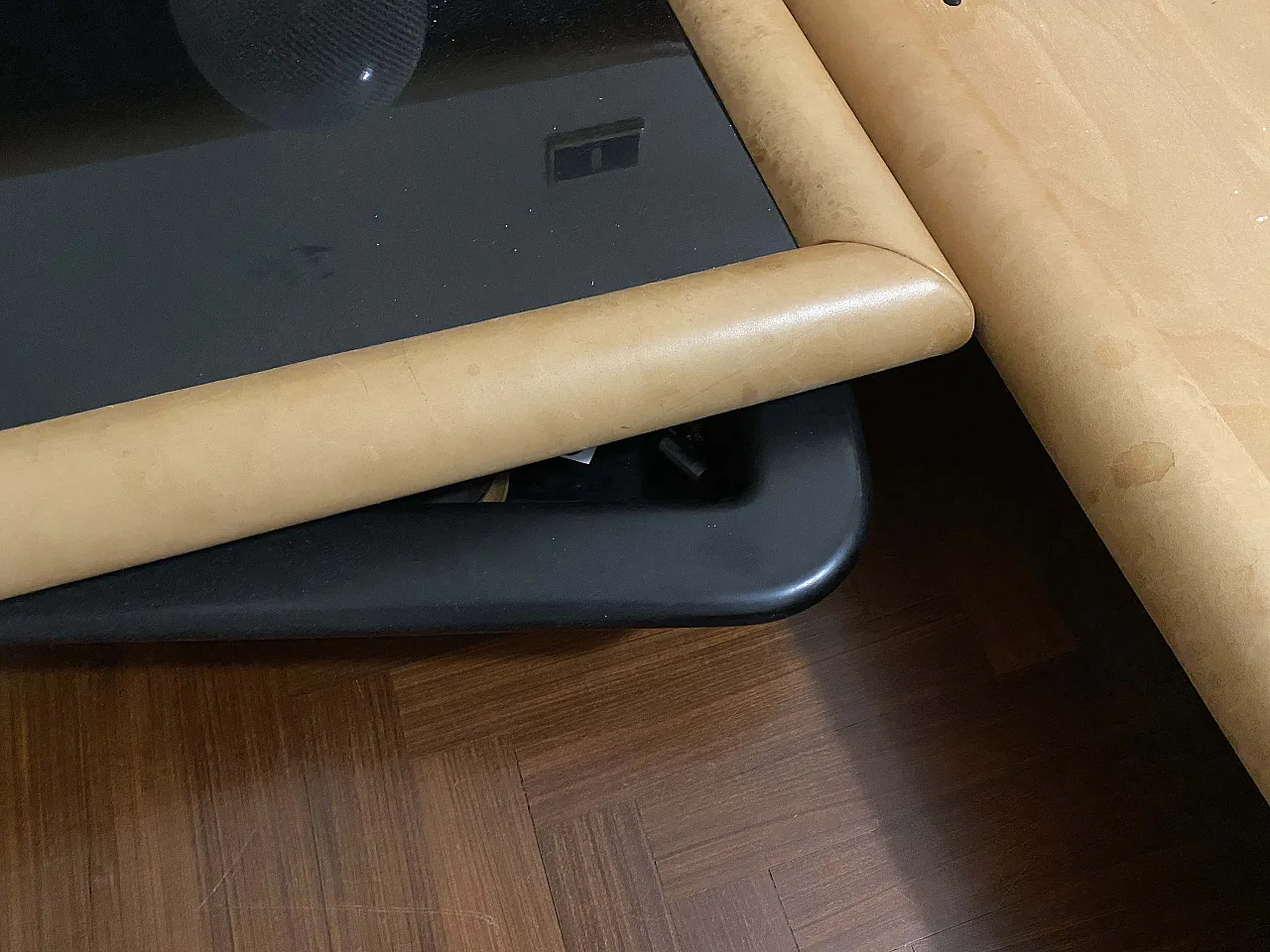 Morna bed and bedside tables by Afra and Tobia Scarpa, 1970s 2