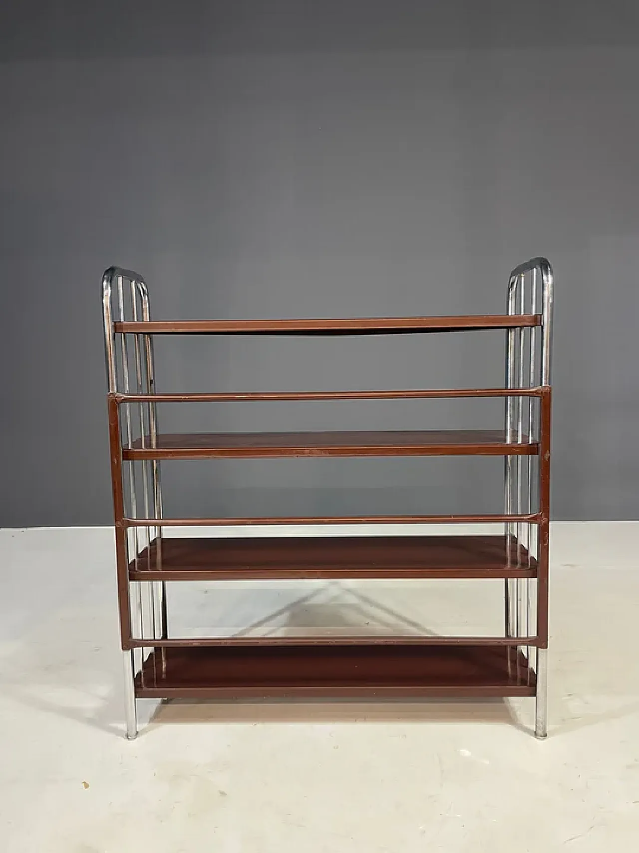 Bauhaus chrome étagère in bent steel and sheet metal, 1930s 6