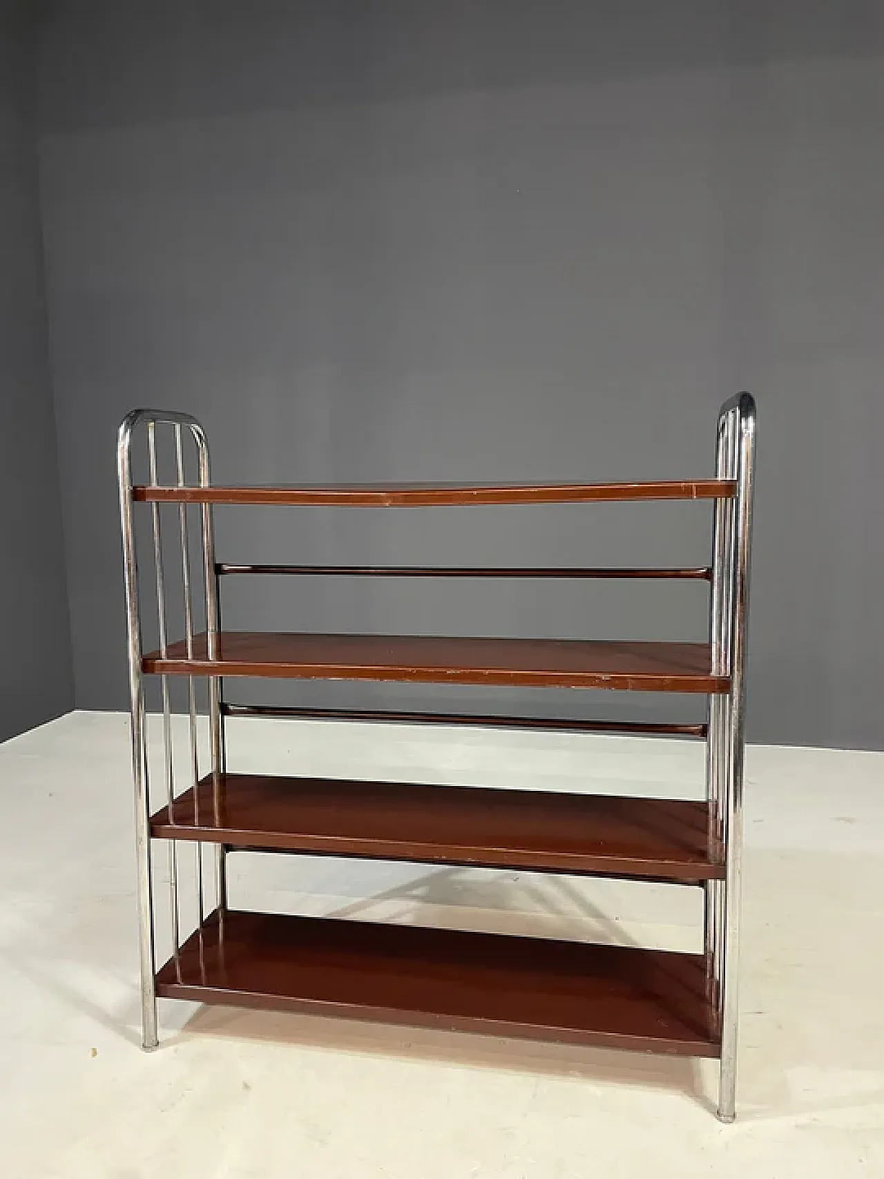 Bauhaus chrome étagère in bent steel and sheet metal, 1930s 8
