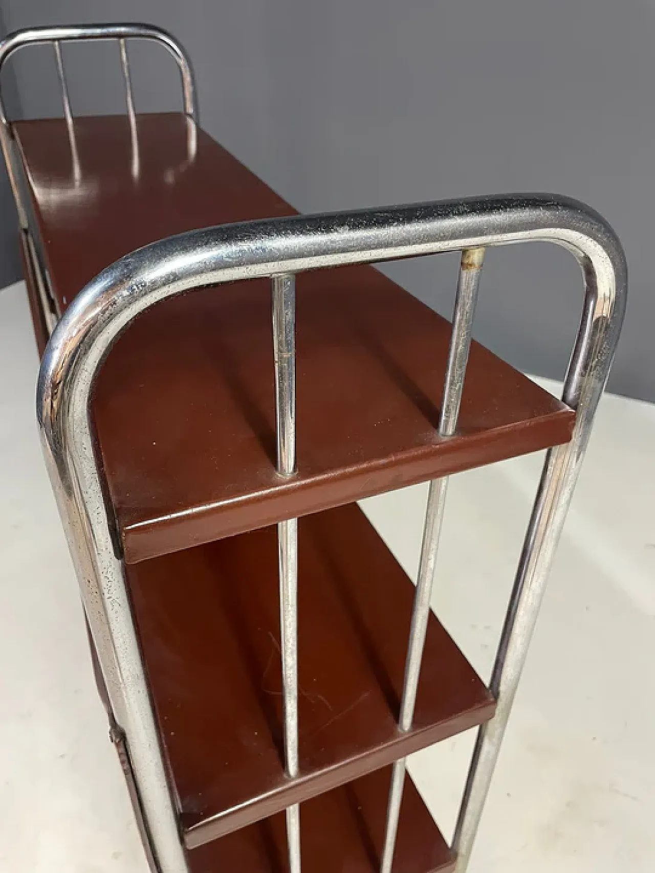 Bauhaus chrome étagère in bent steel and sheet metal, 1930s 13