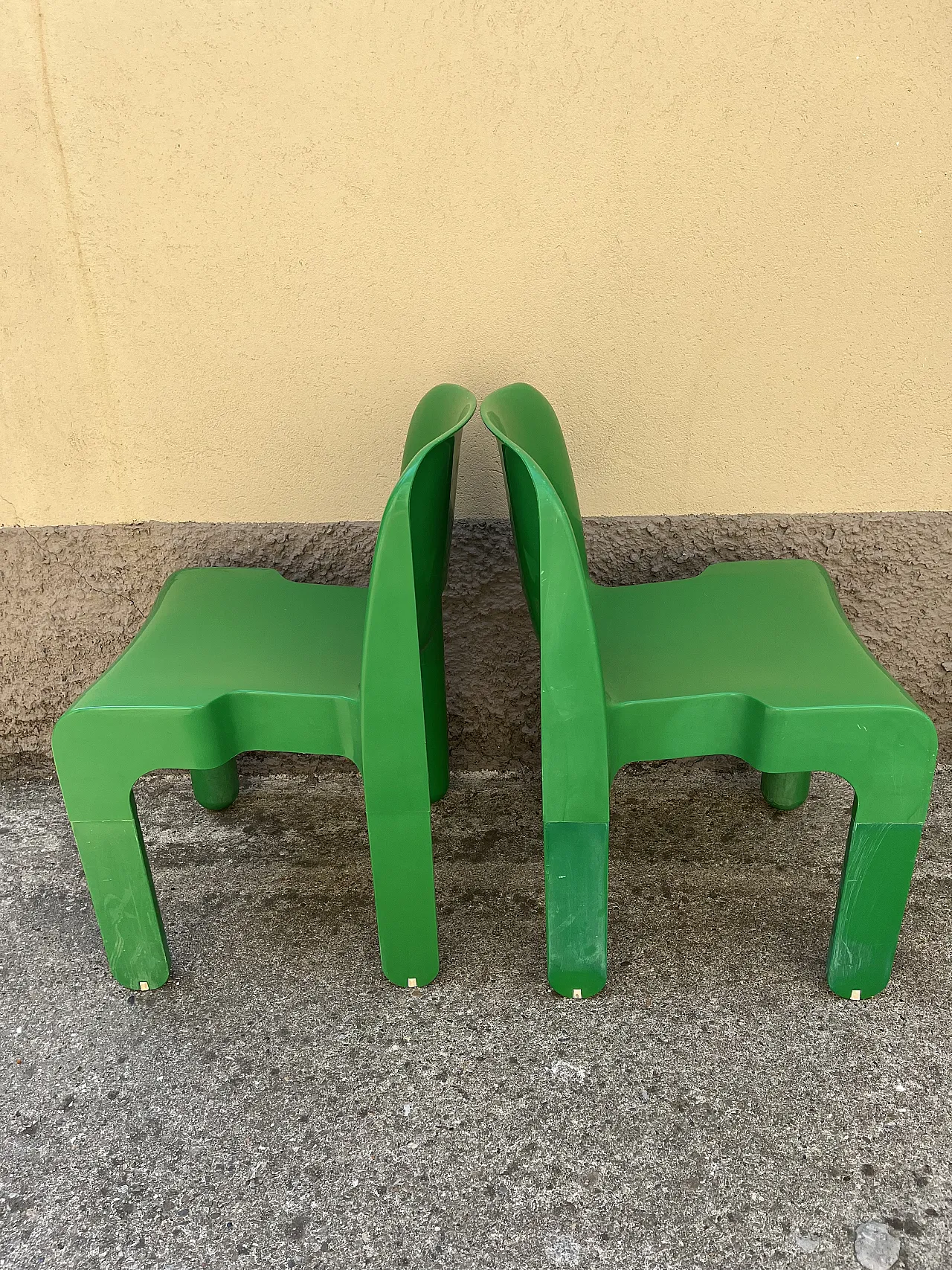 Coppia di sedie di Joe Colombo per Kartell, anni '70 3