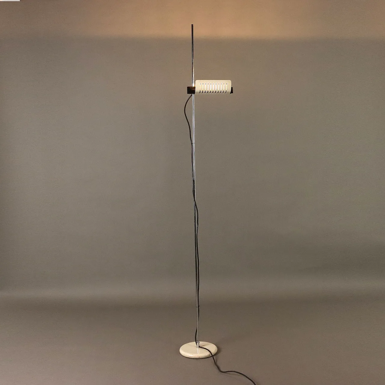 Lampada da Terra Colombo di Joe Colombo per Oluce, anni '80 1