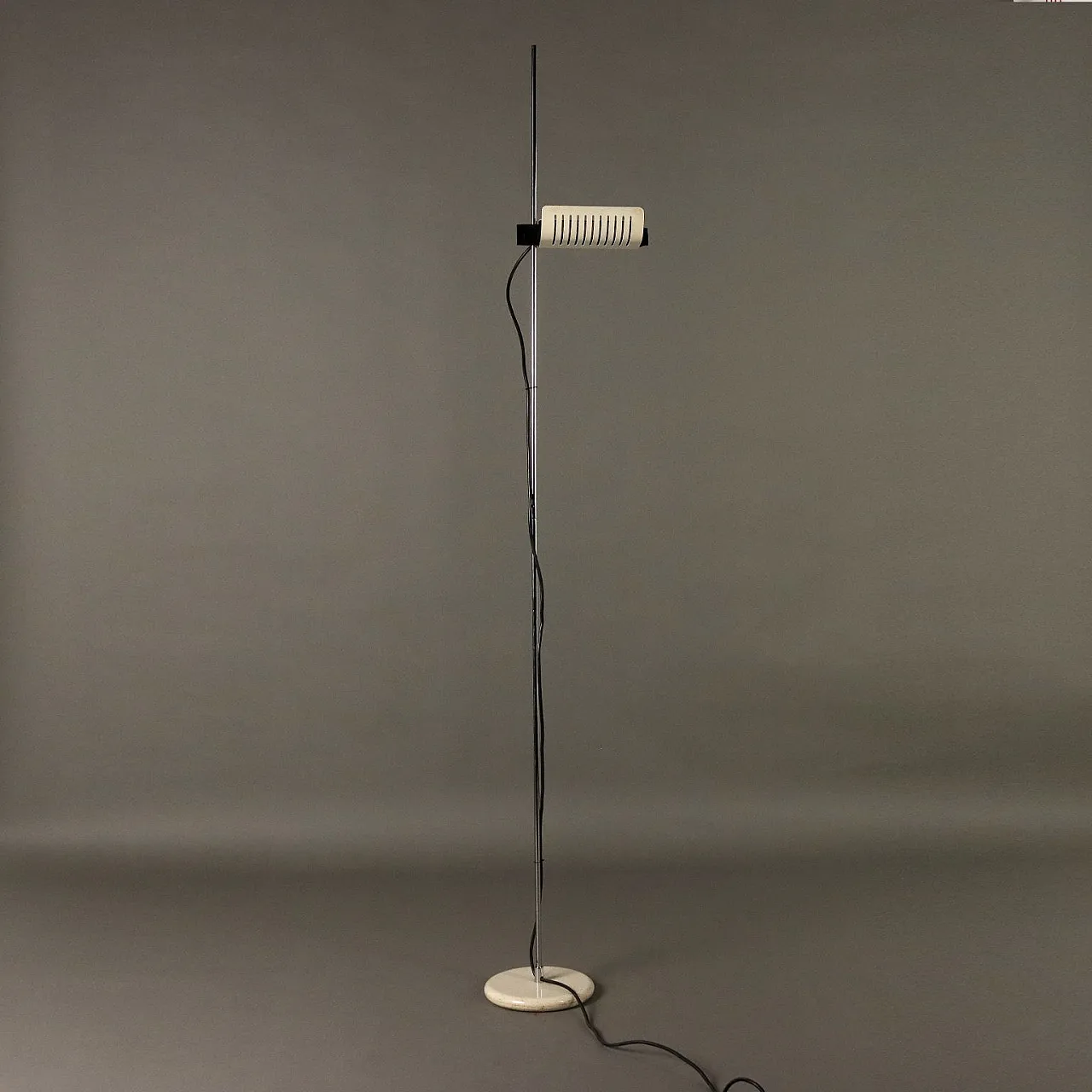 Lampada da Terra Colombo di Joe Colombo per Oluce, anni '80 5