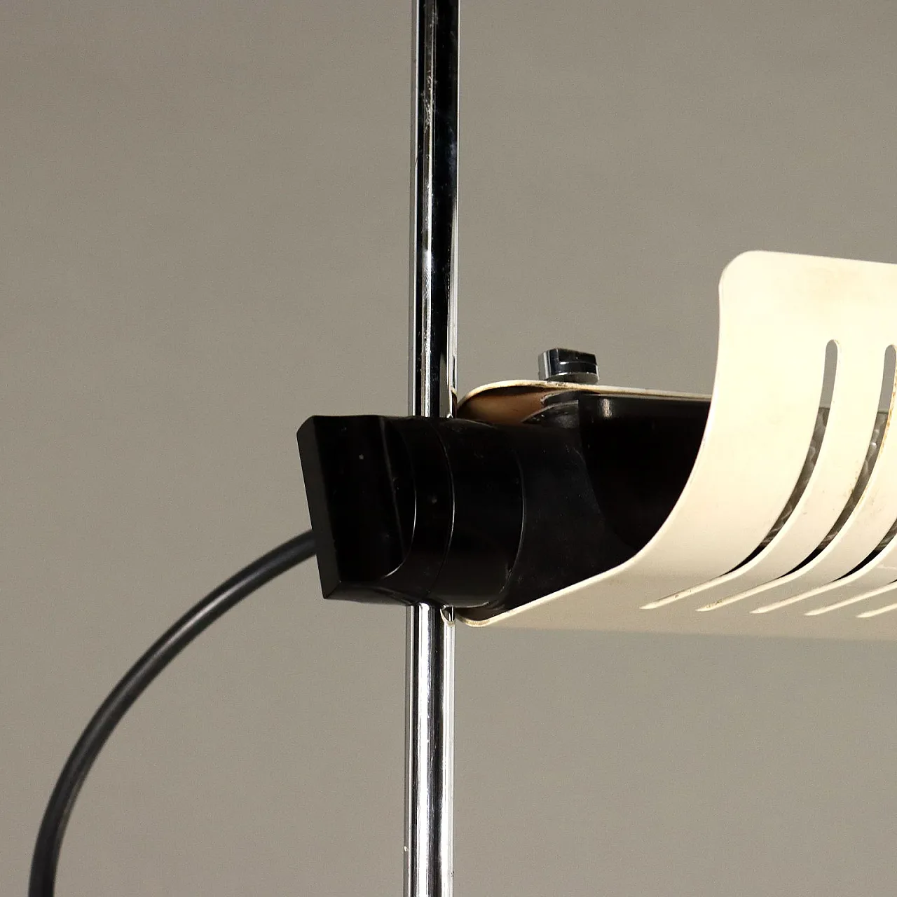 Lampada da Terra Colombo di Joe Colombo per Oluce, anni '80 7