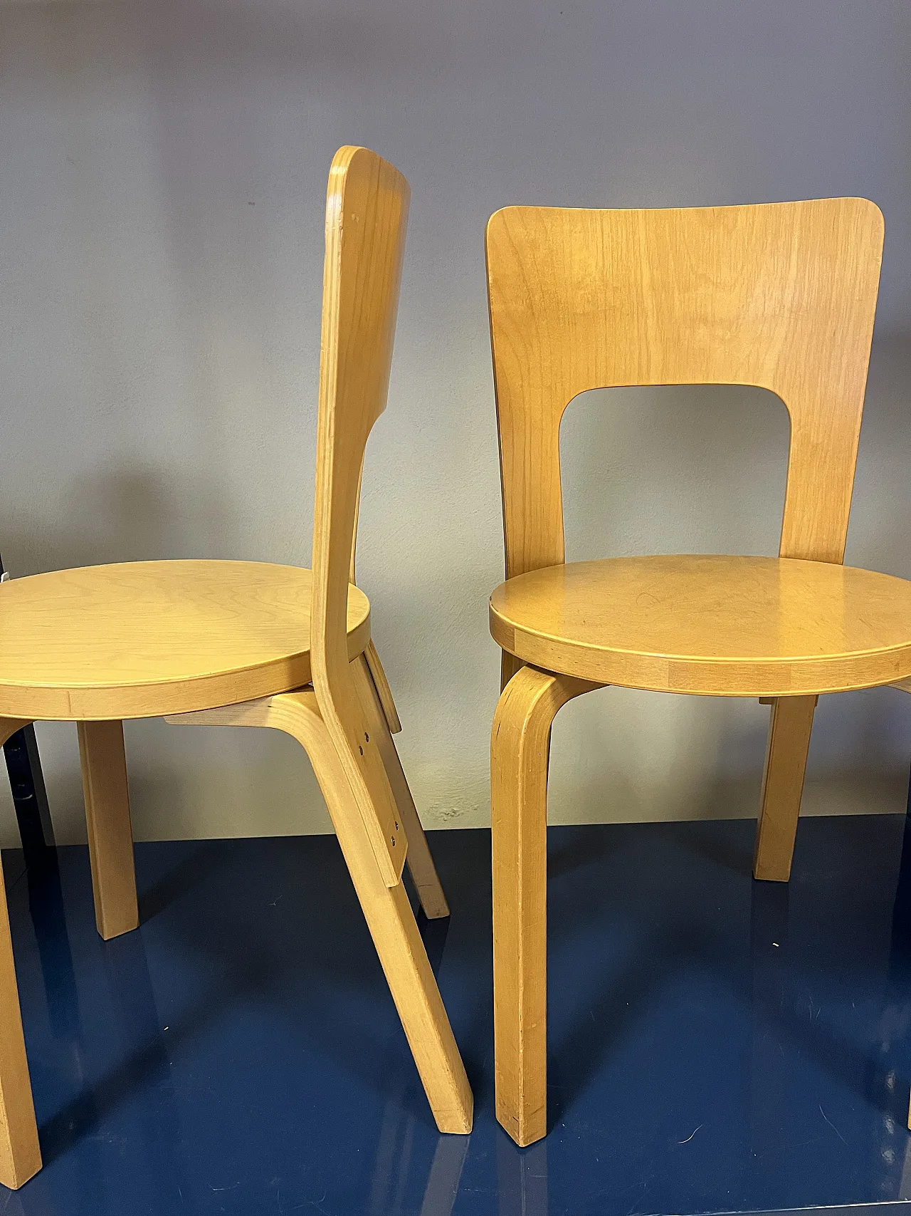 Coppia di sedie 66 di alvar aalto per Artek, anni '80 4