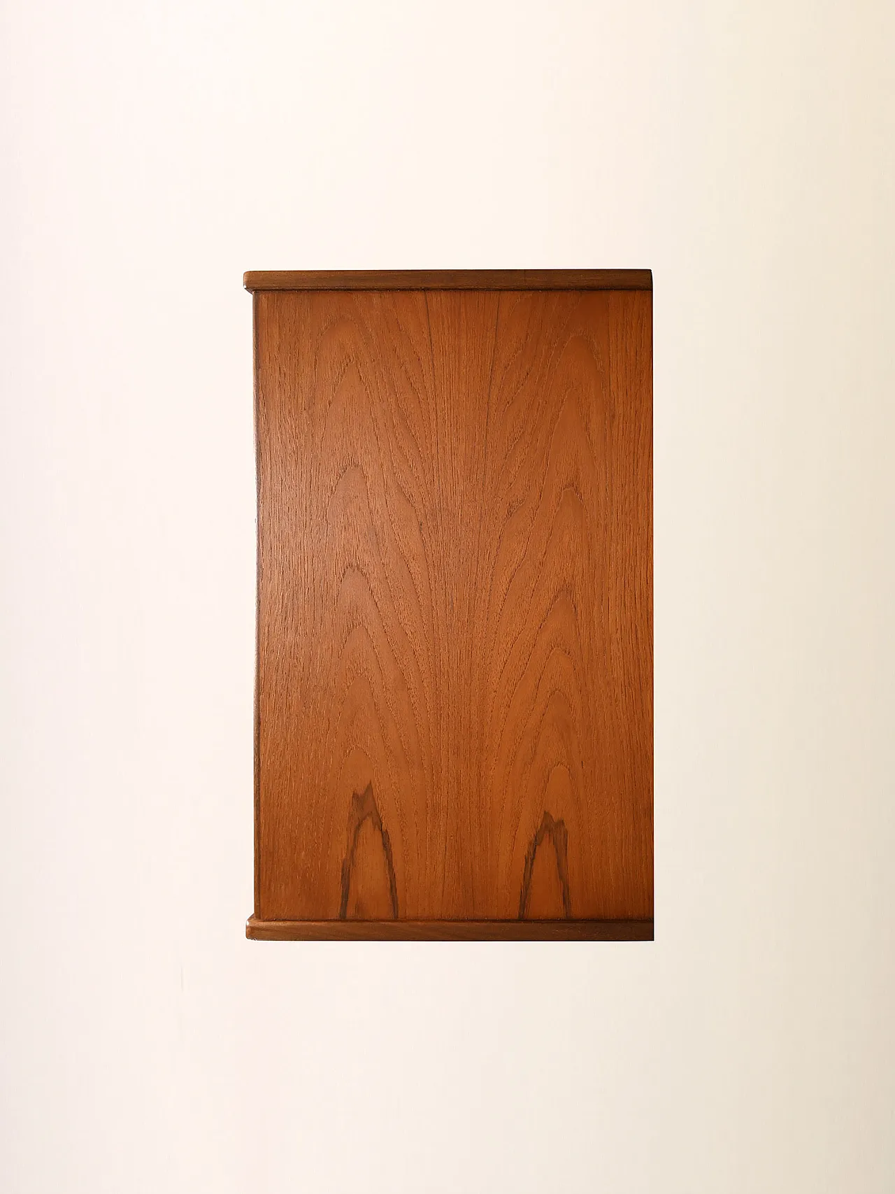 Scandinavian chest of drawers, 50s 10