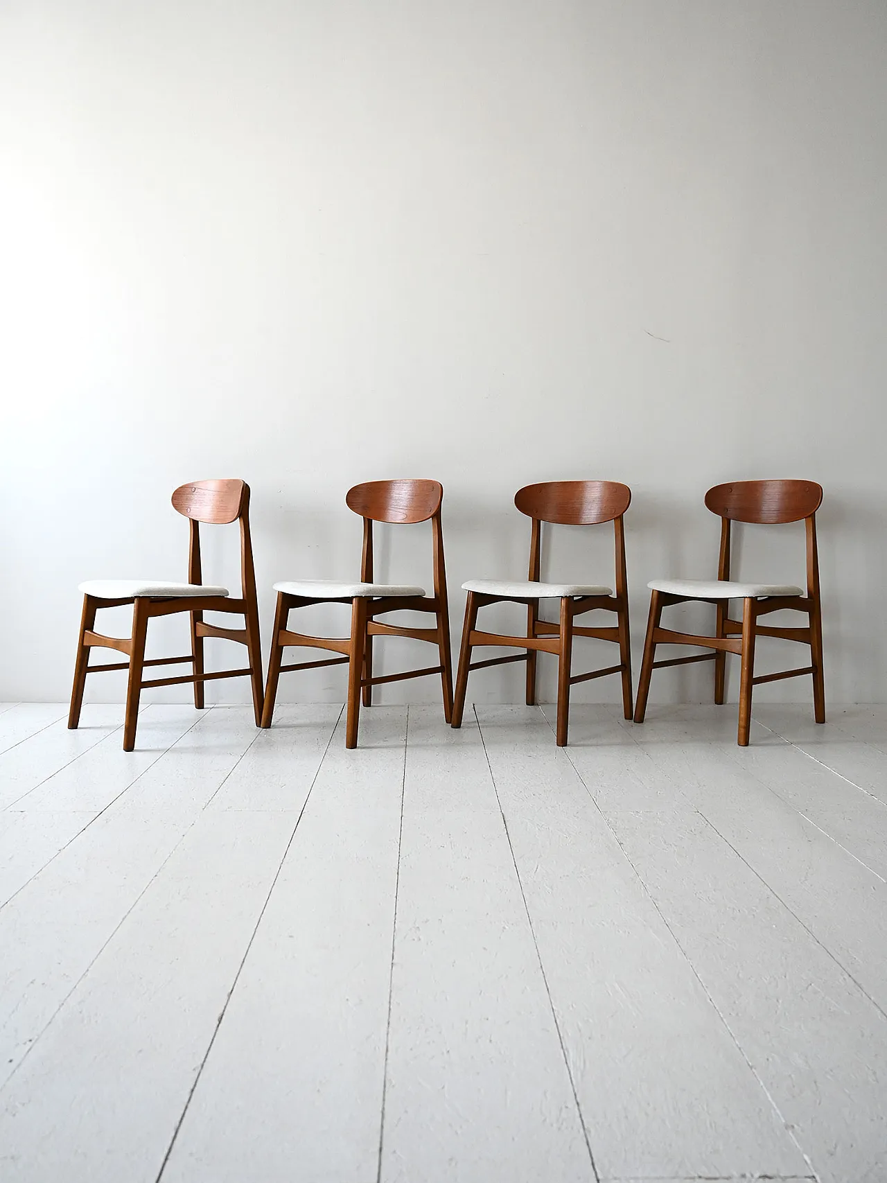 4 Scandinavian chairs in teak, 1950s 1