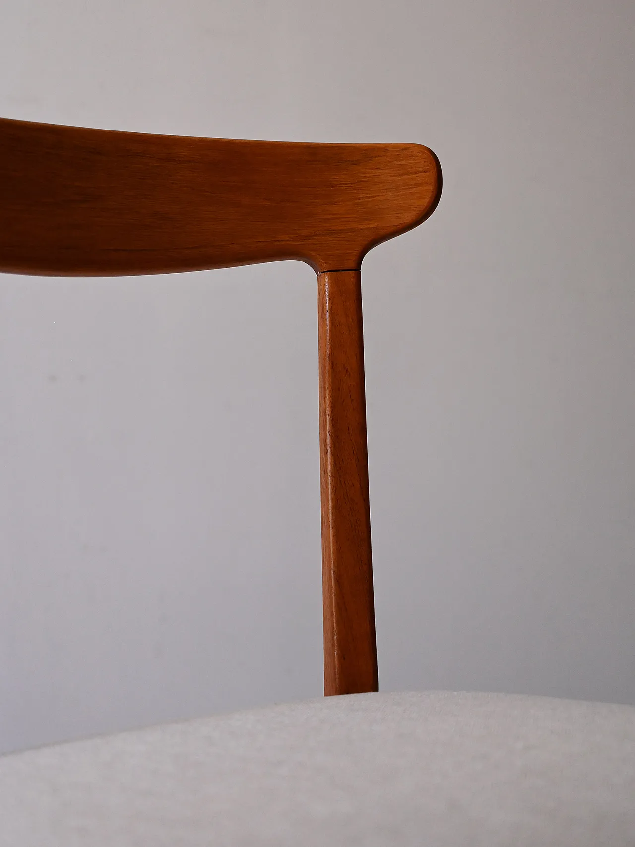 Scandinavian chair in curved teak, 1960s 8