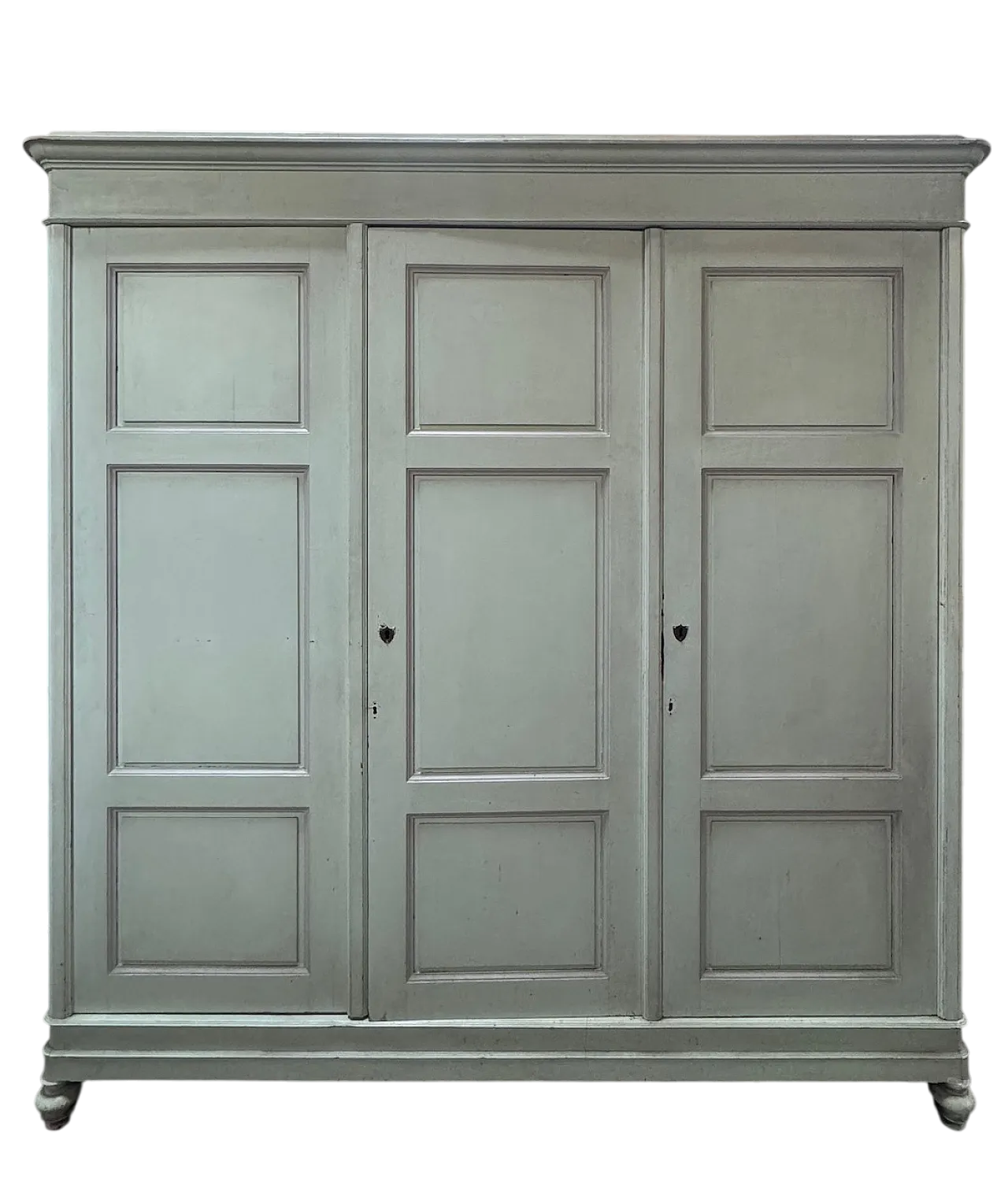 Green mastic cabinet with three doors, 19th century 6