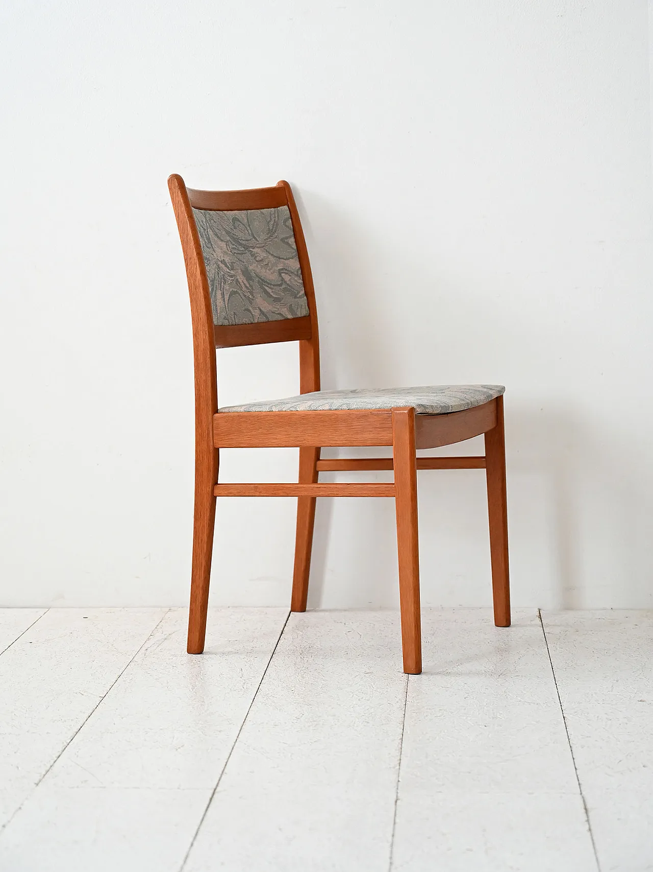 4 sedie scandinave in teak con rivestimento originale, anni '60 3