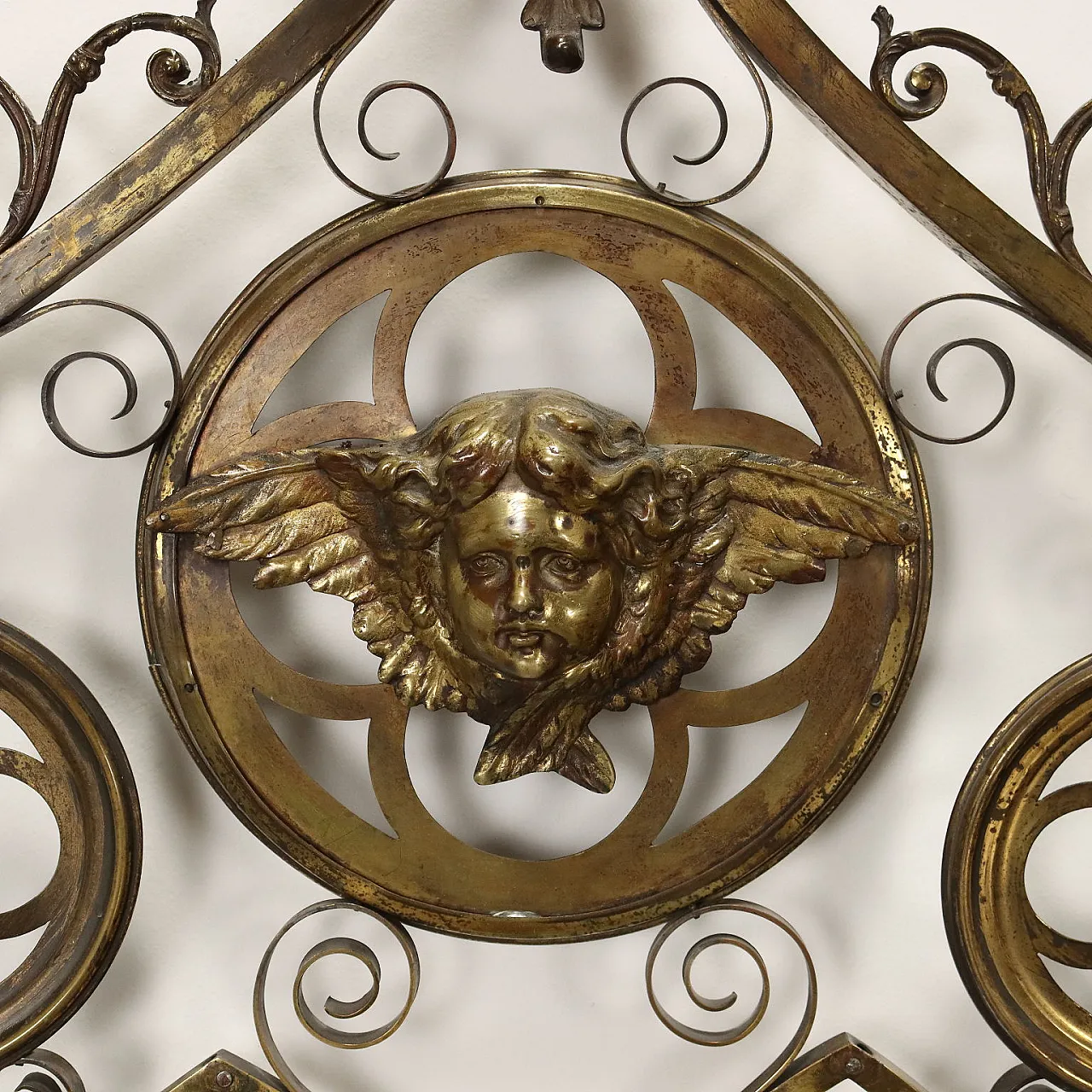 Testata di letto Neogotica in ottone e bronzo scolpito, fine '800 6