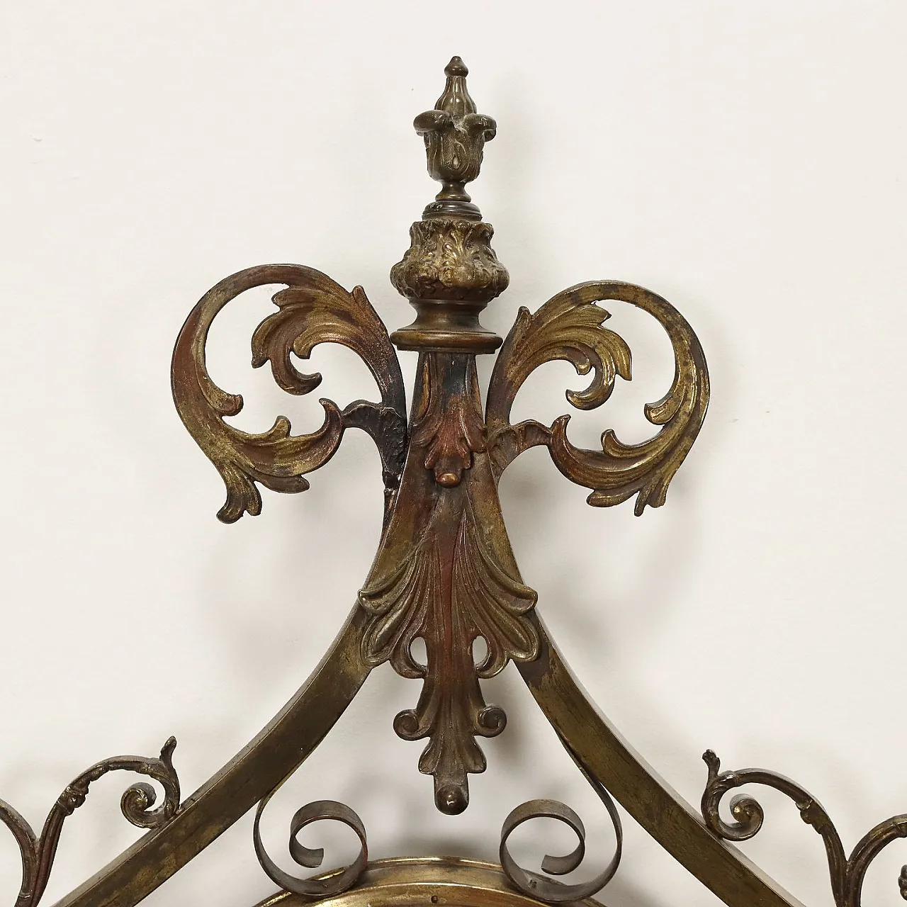 Testata di letto Neogotica in ottone e bronzo scolpito, fine '800 7