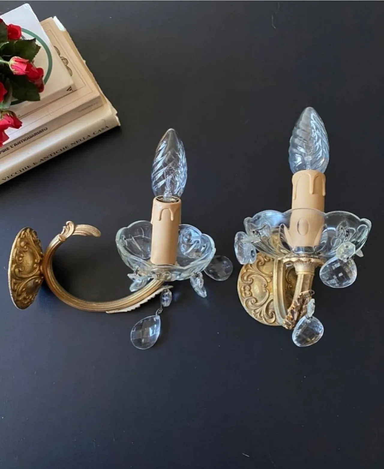 Pair of wall sconces in brass and crystal, 20th century 10