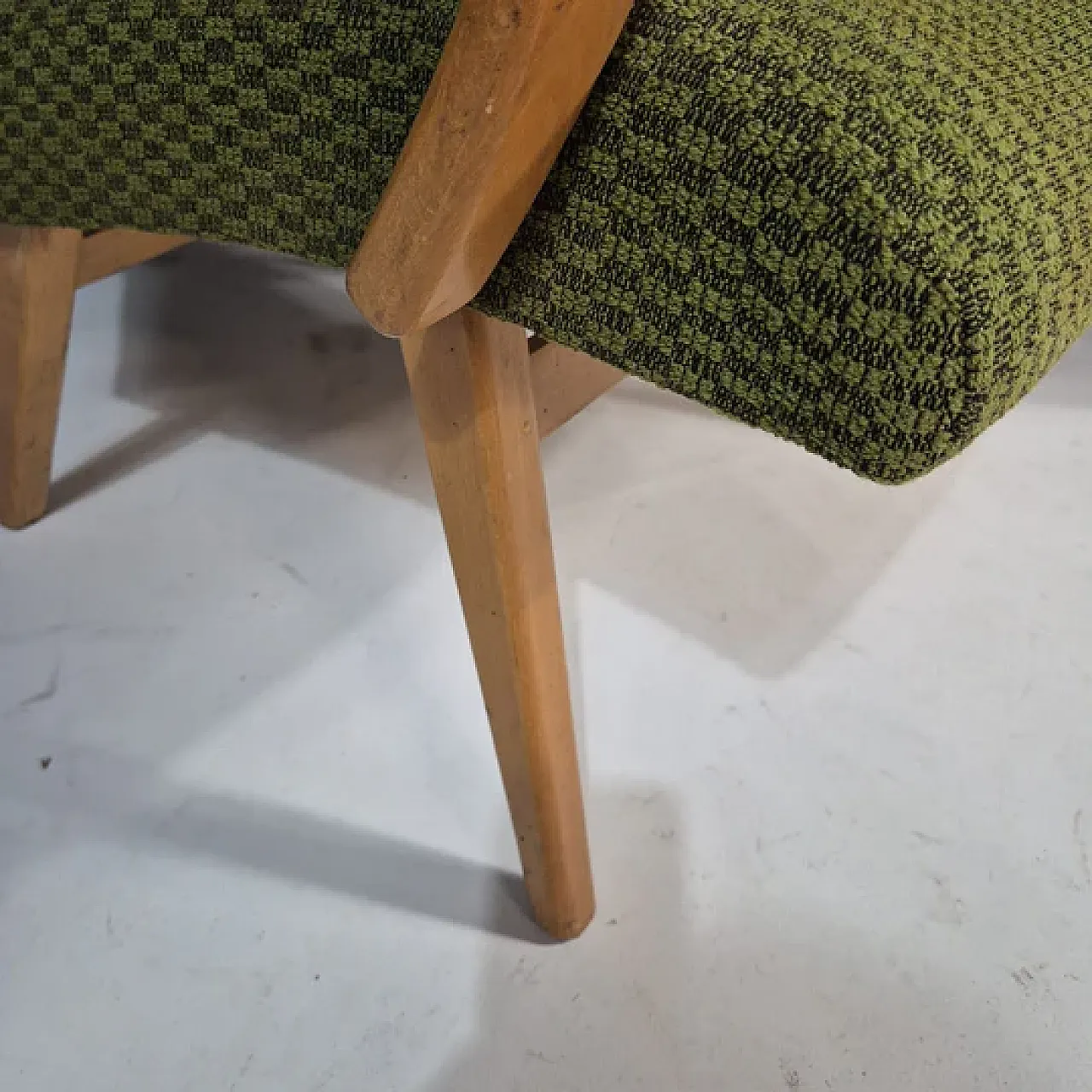 Pair of chairs by Jaroslav Šmídek for TON, 1960s 2