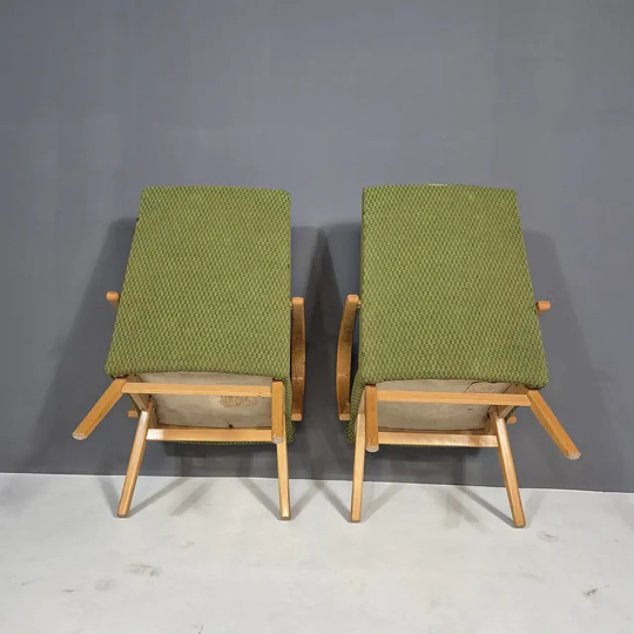 Pair of chairs by Jaroslav Šmídek for TON, 1960s 6