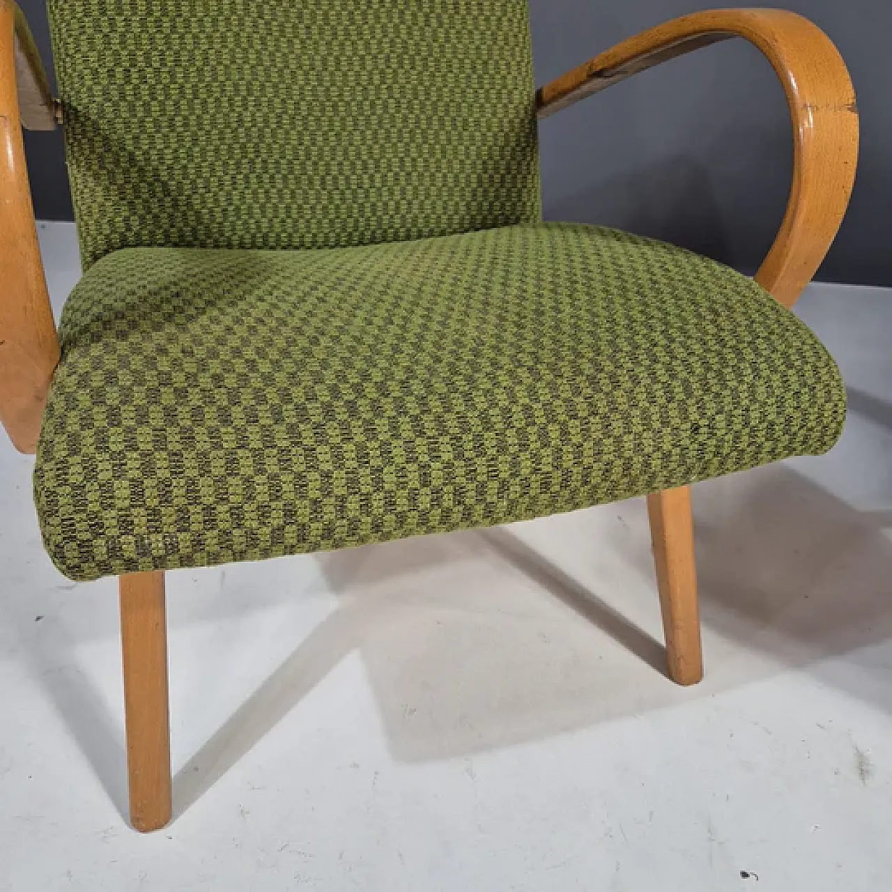 Pair of chairs by Jaroslav Šmídek for TON, 1960s 11