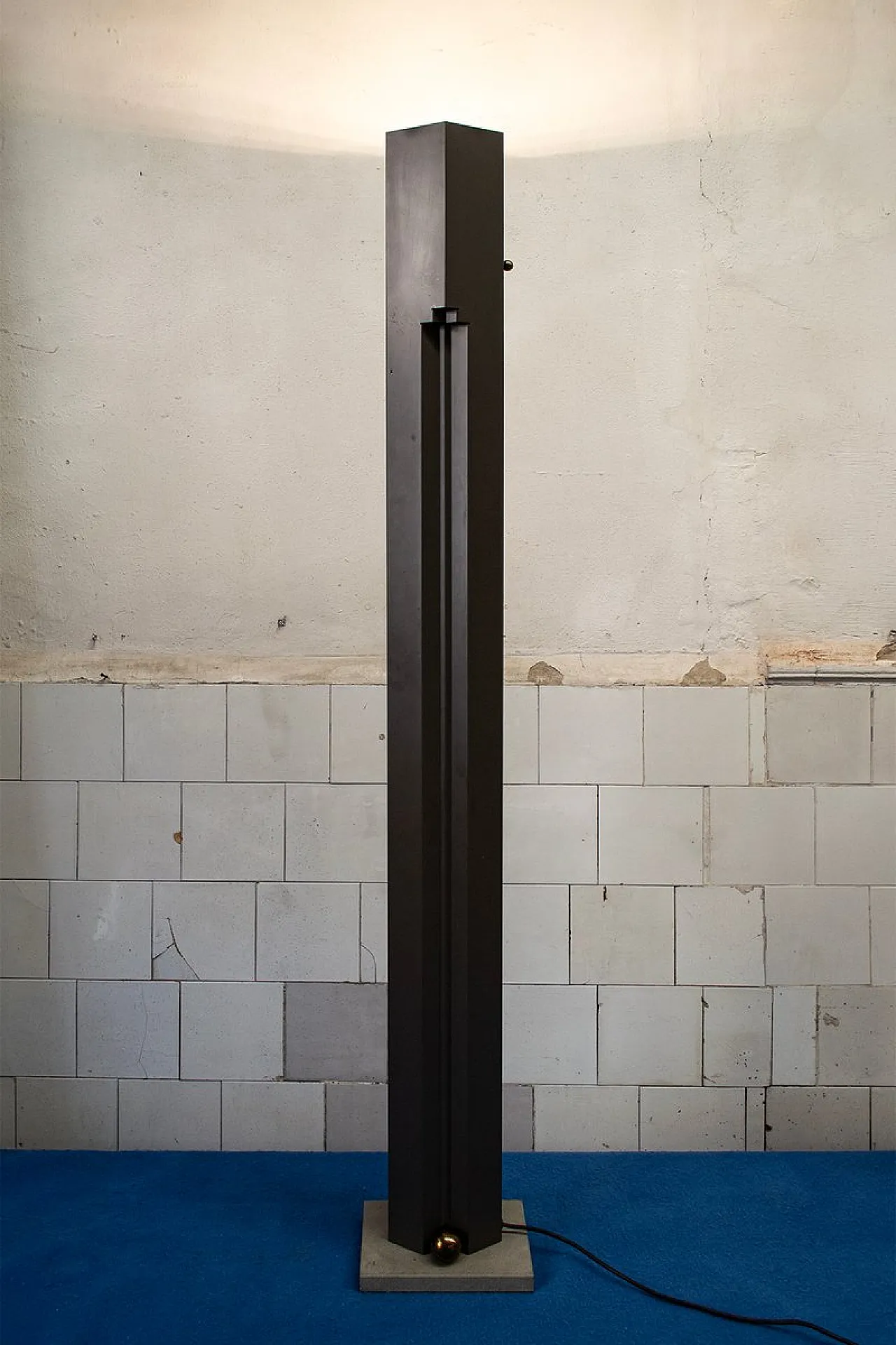 Lampada da terra Totem di Kazuhide Takahama per Sirrah, anni '80 2