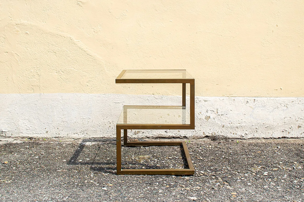 Tavolino da caffè in ottone con doppio ripiano in vetro, anni '70 2