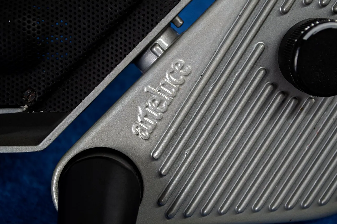 Lampada da tavolo Ring A400 di Bruno Gecchelin per Arteluce, anni '70 5