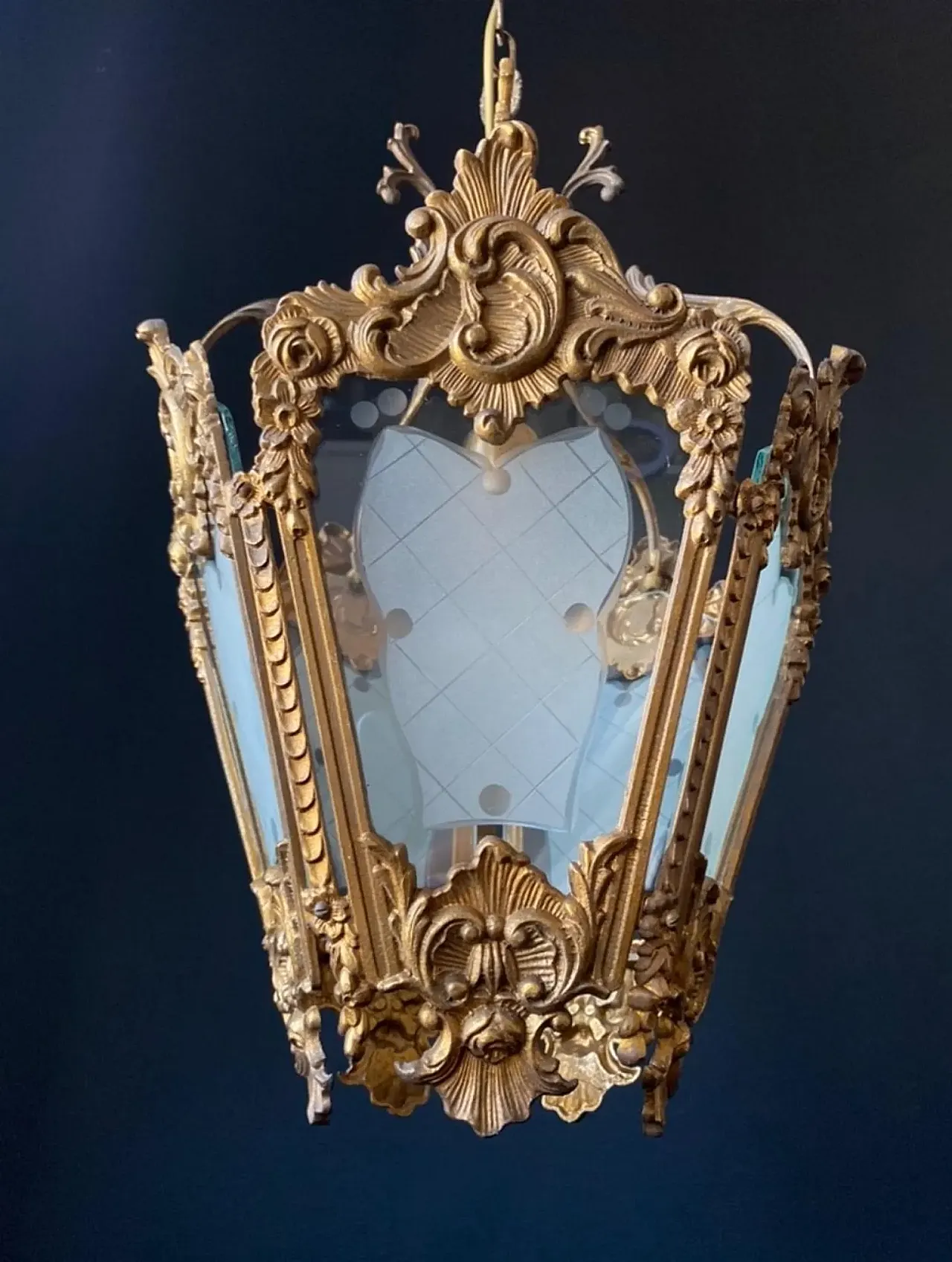 3 Chandelier in bronze and brass, 20th century 9