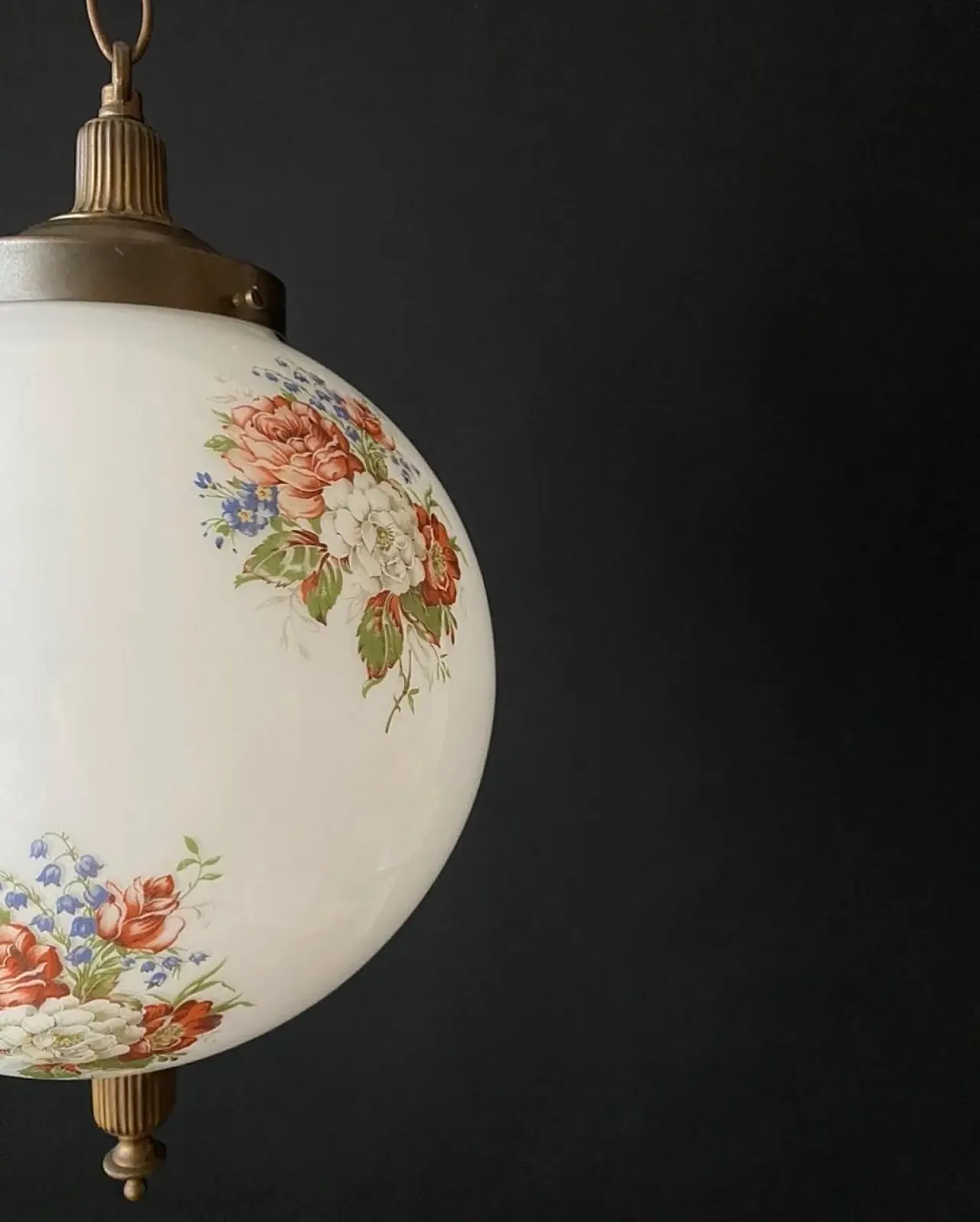 Pair of chandeliers in frosted glass and brass, 1960s 7