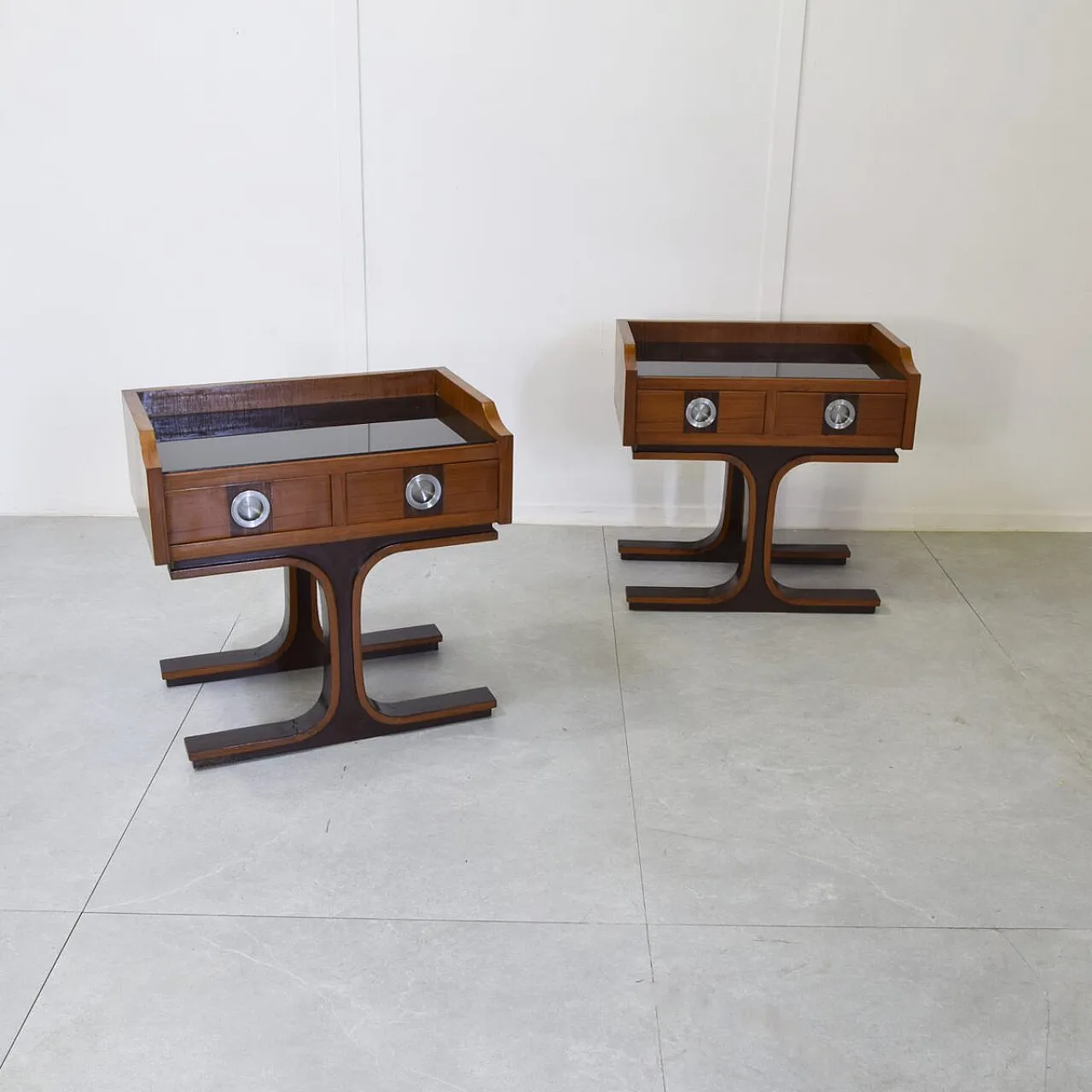 Pair of nightstands by Gianfranco Frattini, 1960s 7