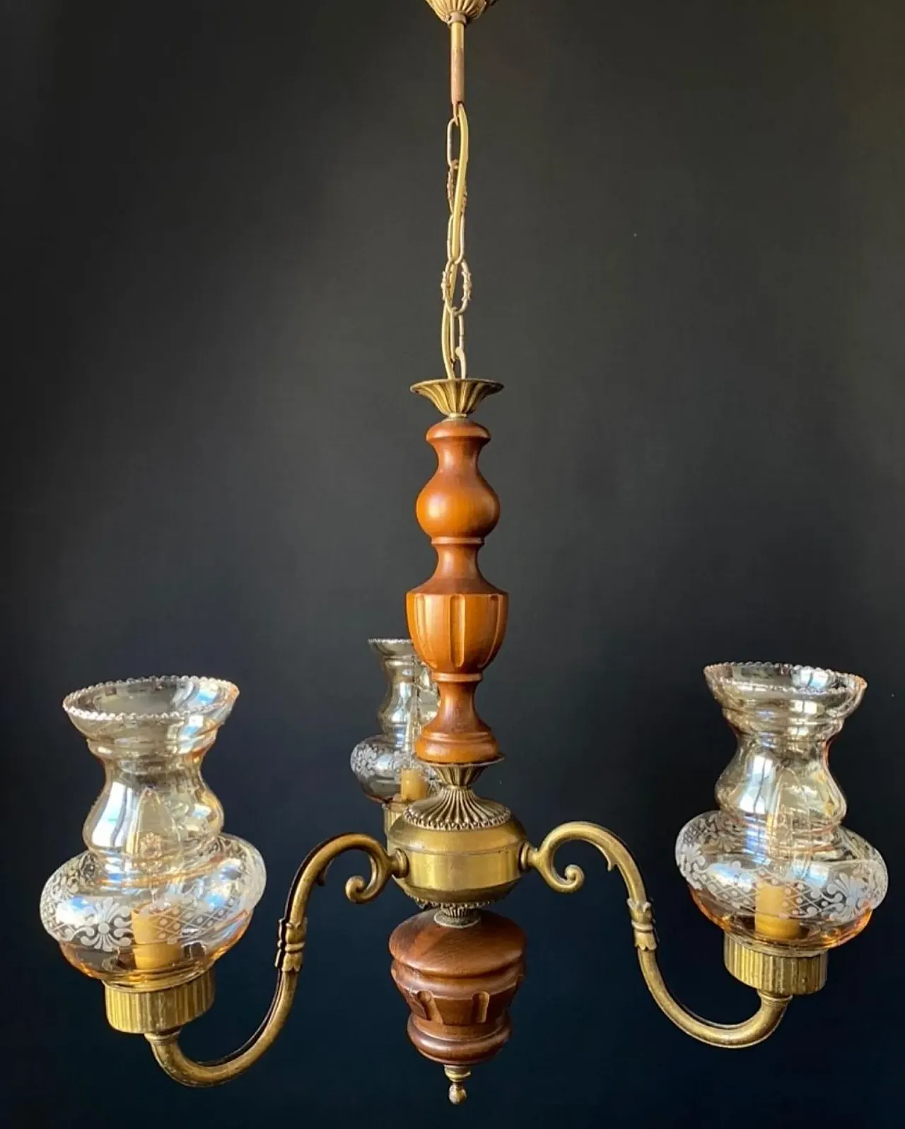Chandelier in brass, wood and glass, 1960s 3