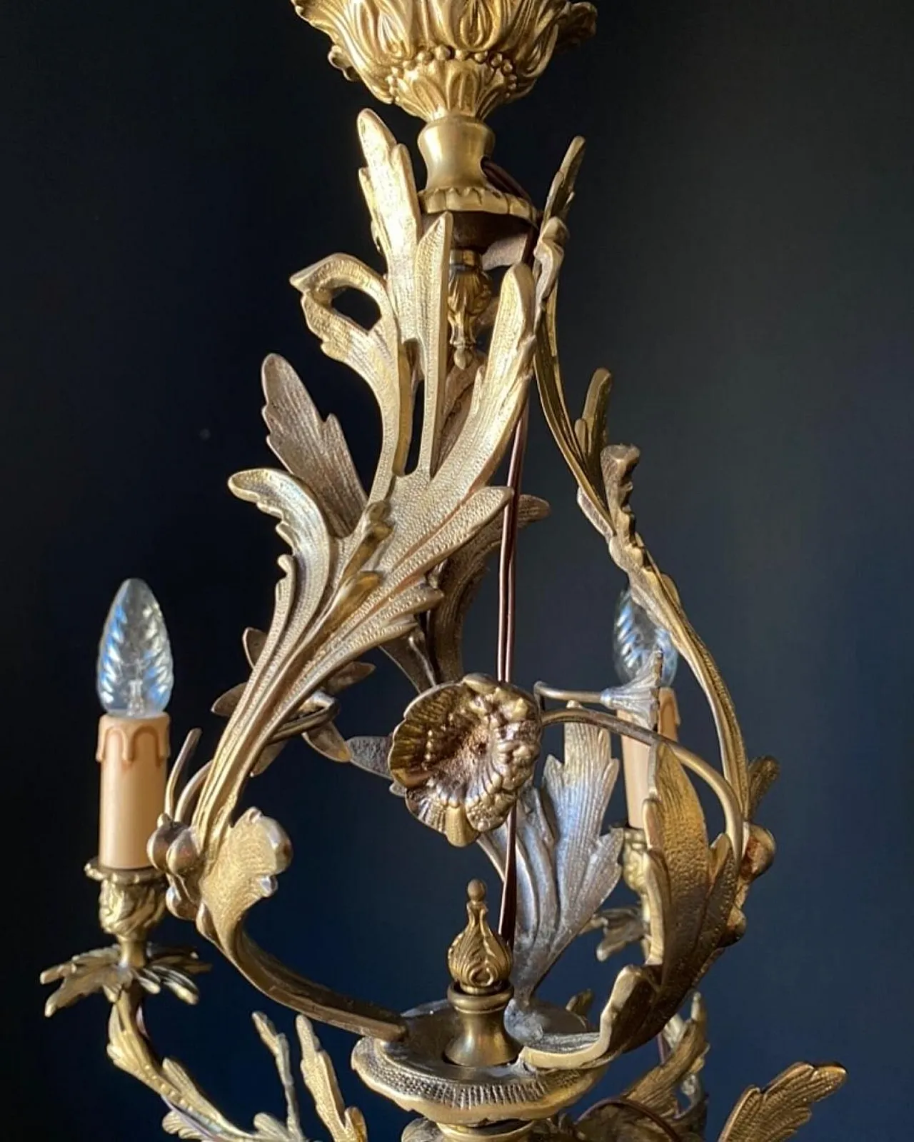 Chandelier in bronze and brass with floreal decorations, 1930s 6