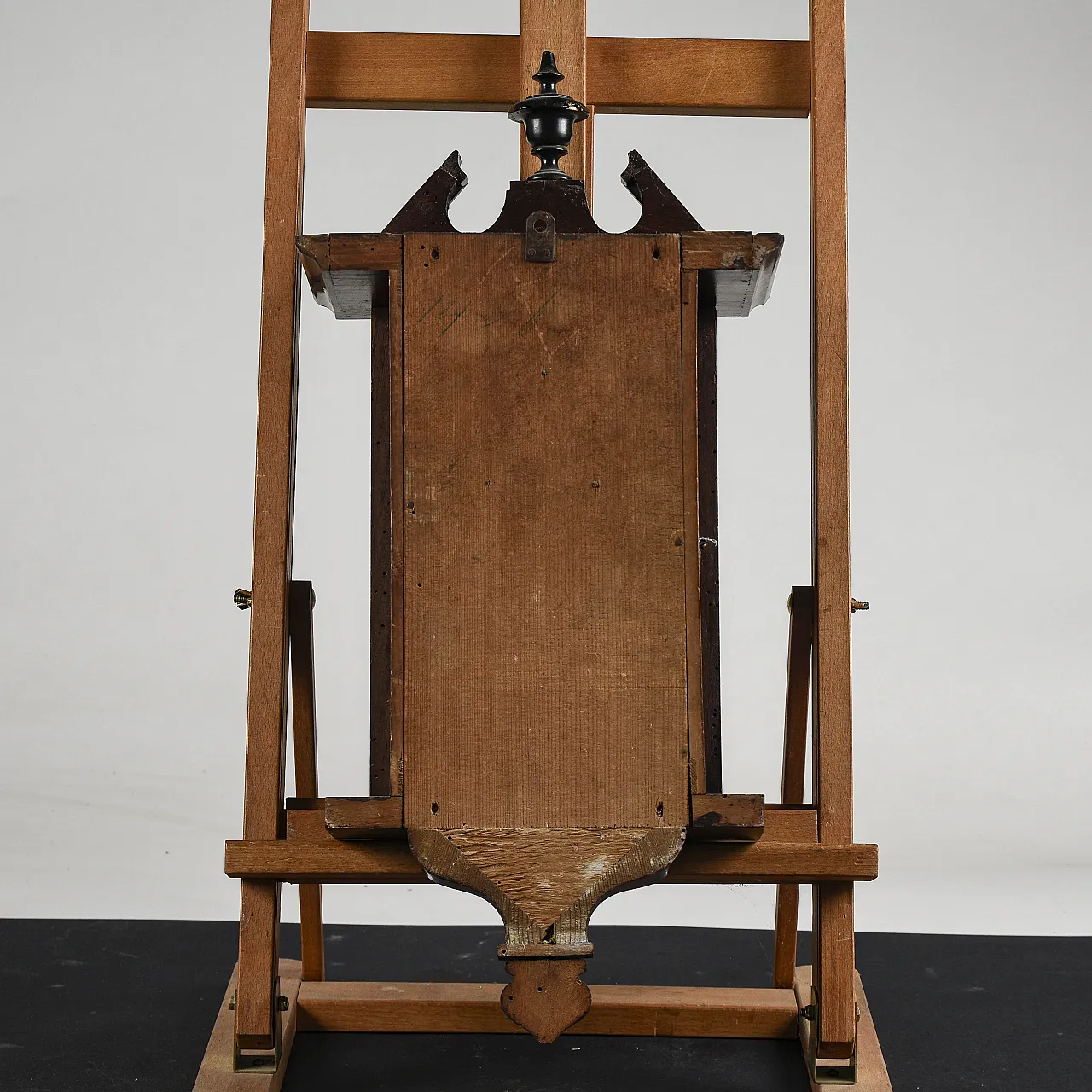 Wooden wall pendulum clock with winding key, 19th century 8