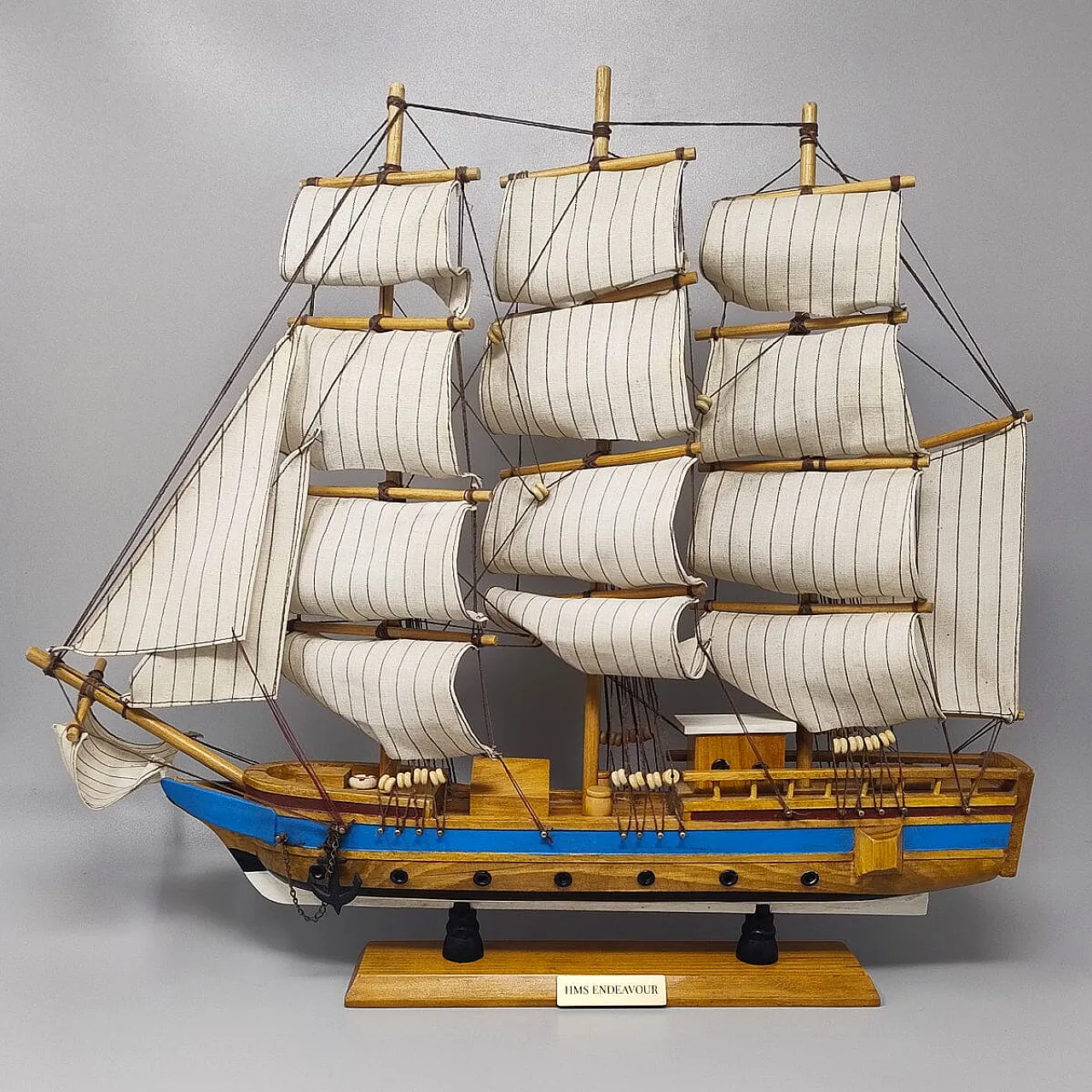 Model of ship HMS Endeavour, 1970s 5