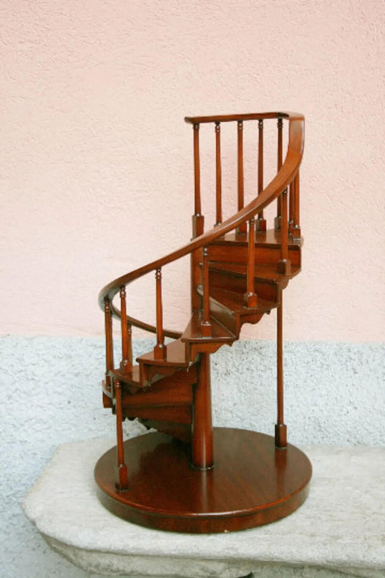 MODELLO DI Scala a Chiociola in legno - oggetti d'arte 3