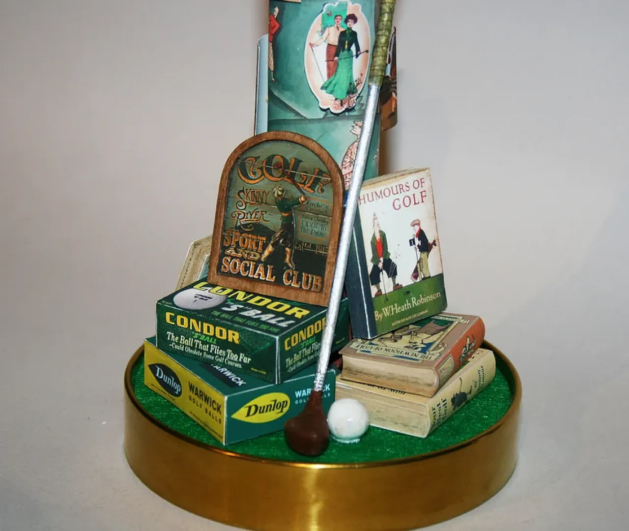 Cupola di vetro per gli appassionati di golf, 2000 3