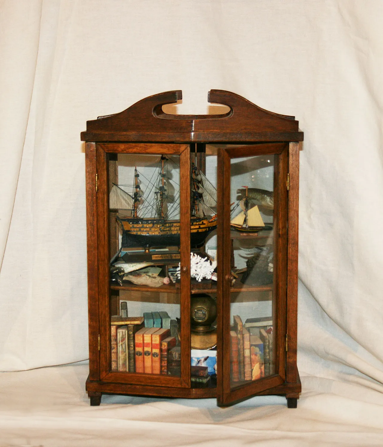 Armadio in egno realizzato a mano tema mare, 2000 1