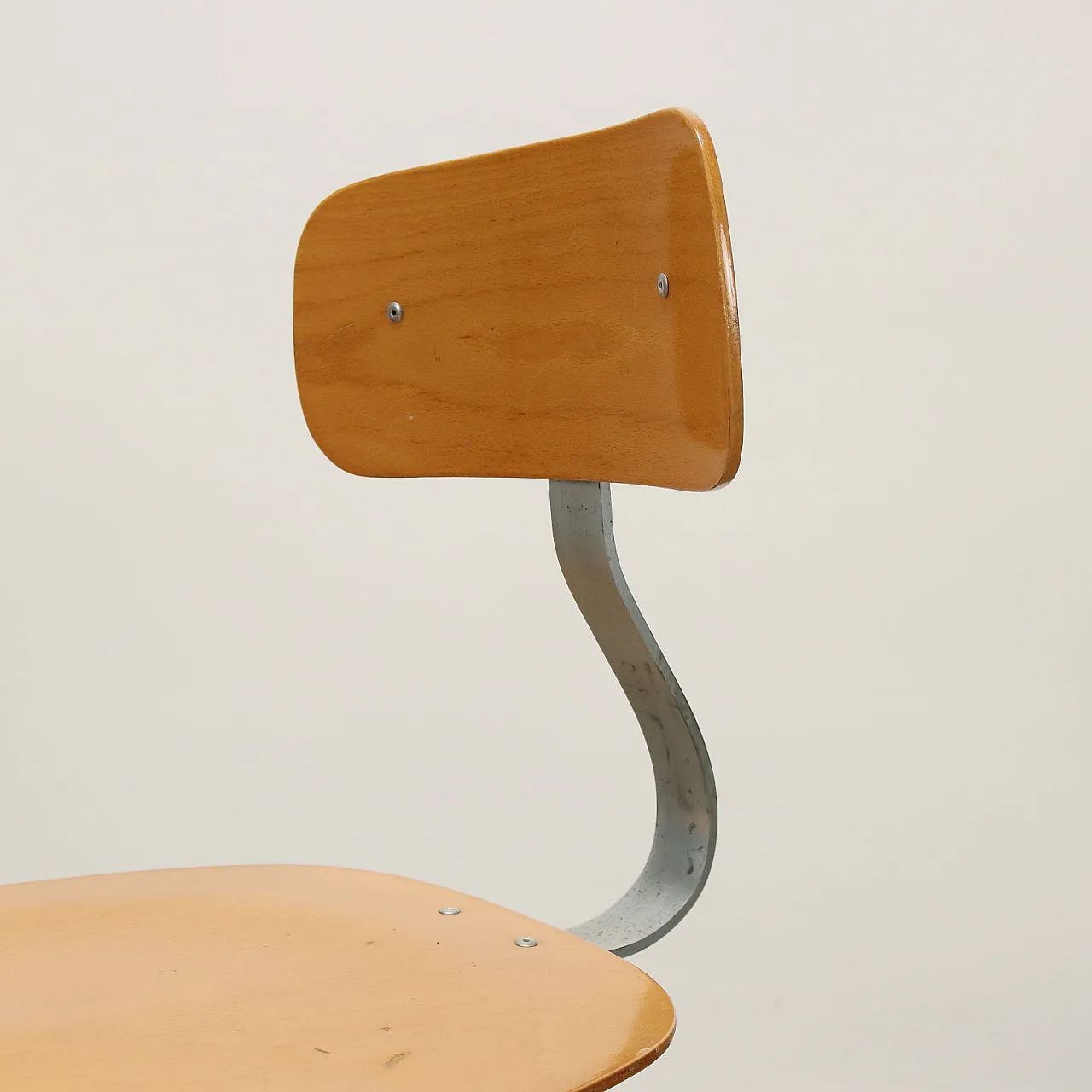 Sgabello da disegno girevole in metallo e compensato, anni '70 3