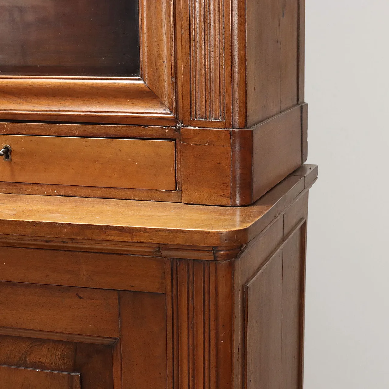 Louis Philippe bookcase buffet in walnut Italy, 20th century 7