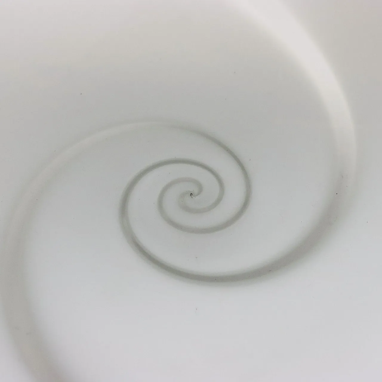 Pair of bowl and spherical vase in Murano glass by Barbini, 1970s 4