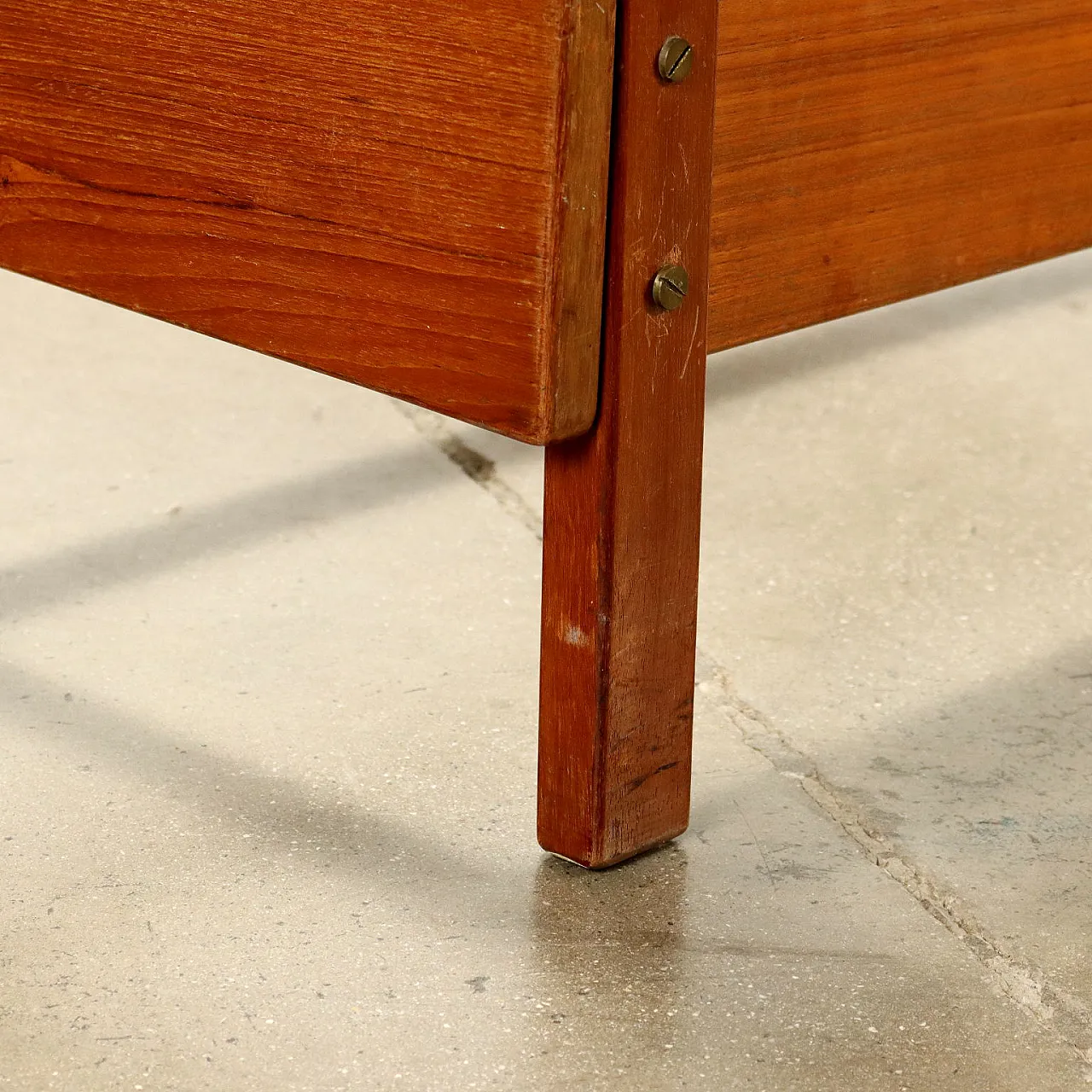 Letto singolo in teak con testiera e pediera imbottite e rivestite in tessuto, anni '60 4