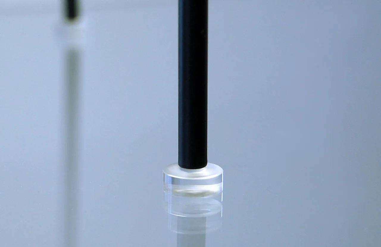 Palafitta table lamp by E. Sottsass for Arredoluce, 1950s 3