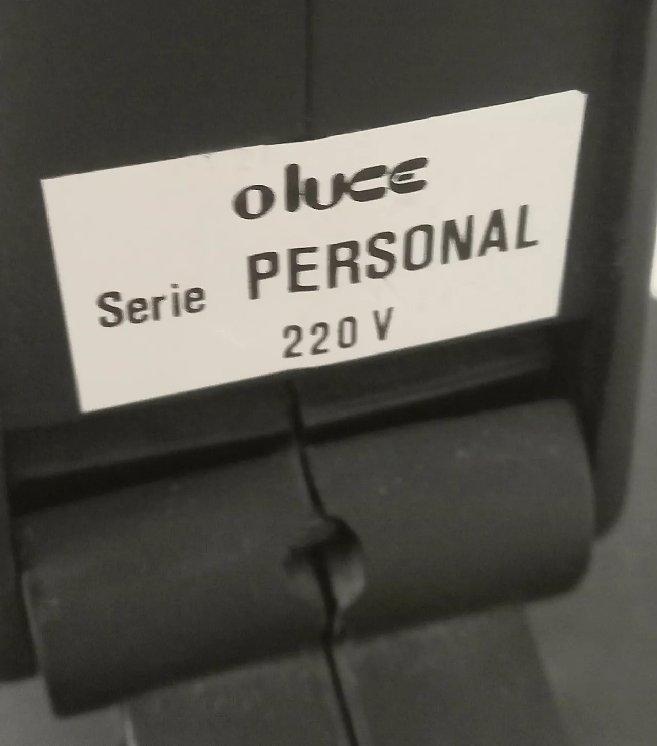 Lampada da scrivania Personal produzione Oluce 4