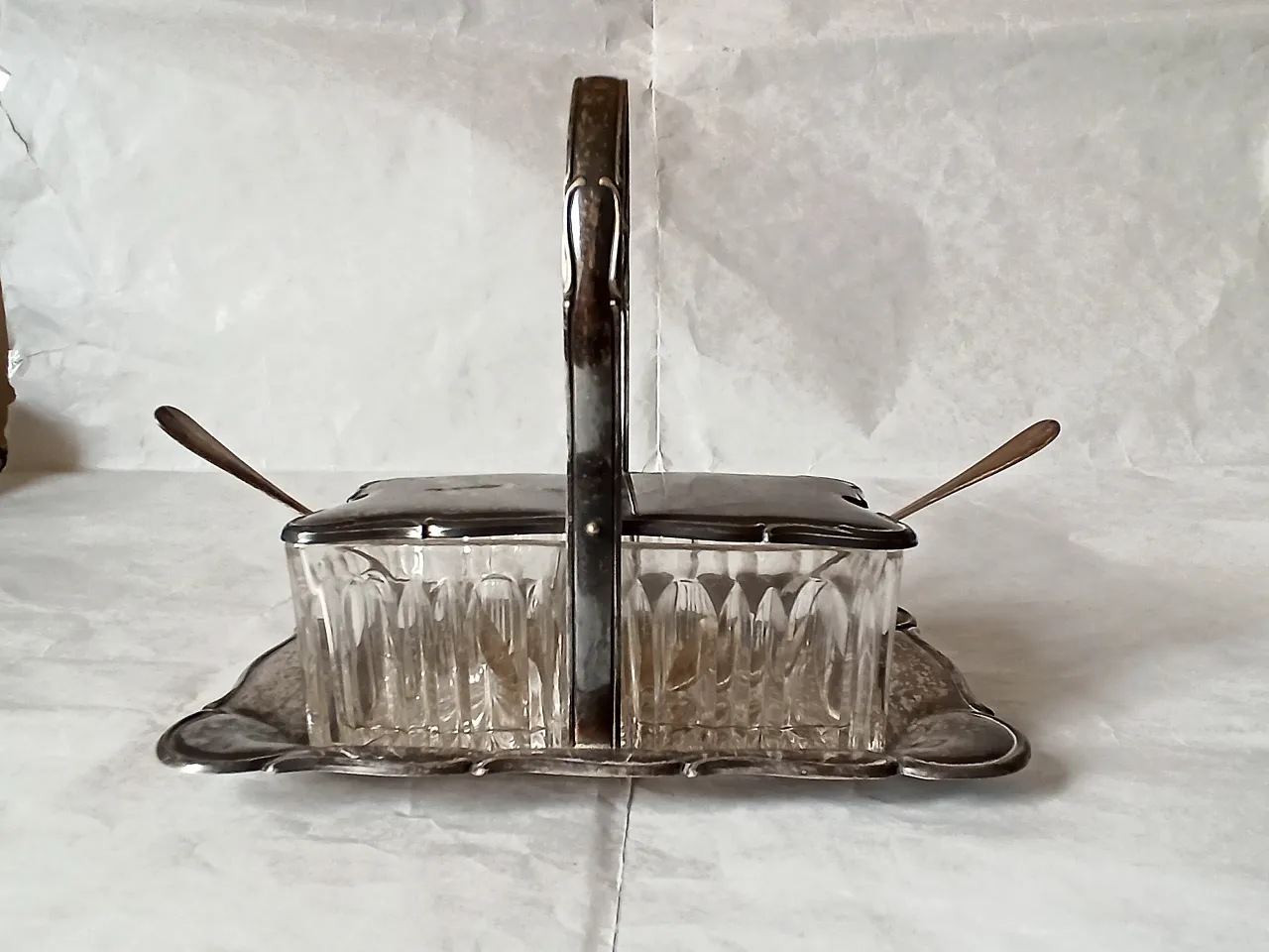 Formaggiera in Argento e Vasche in Cristallo 8