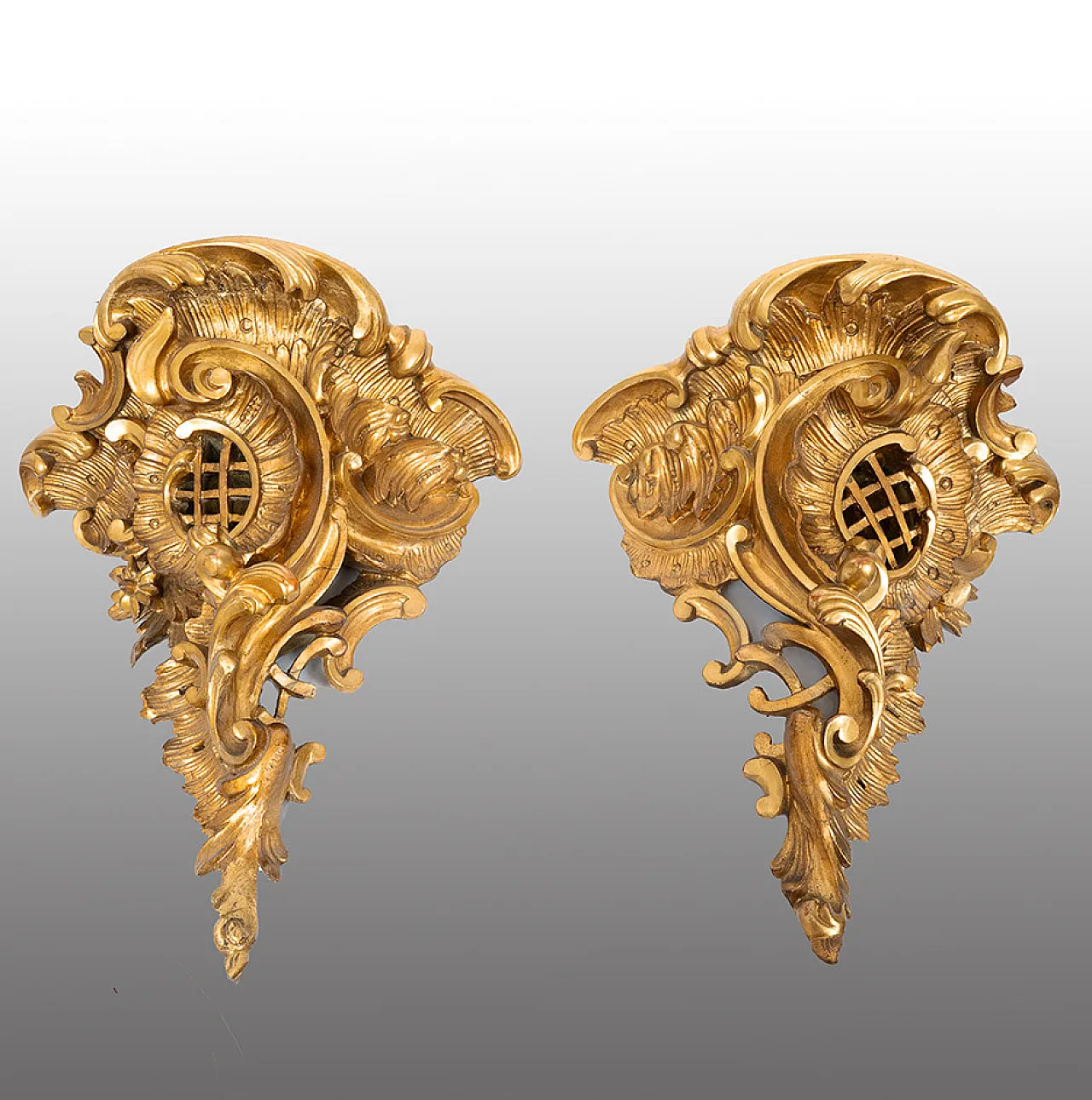Pair of shelves Luigi Filippo Neapolitan in golden wood, 19th century 1