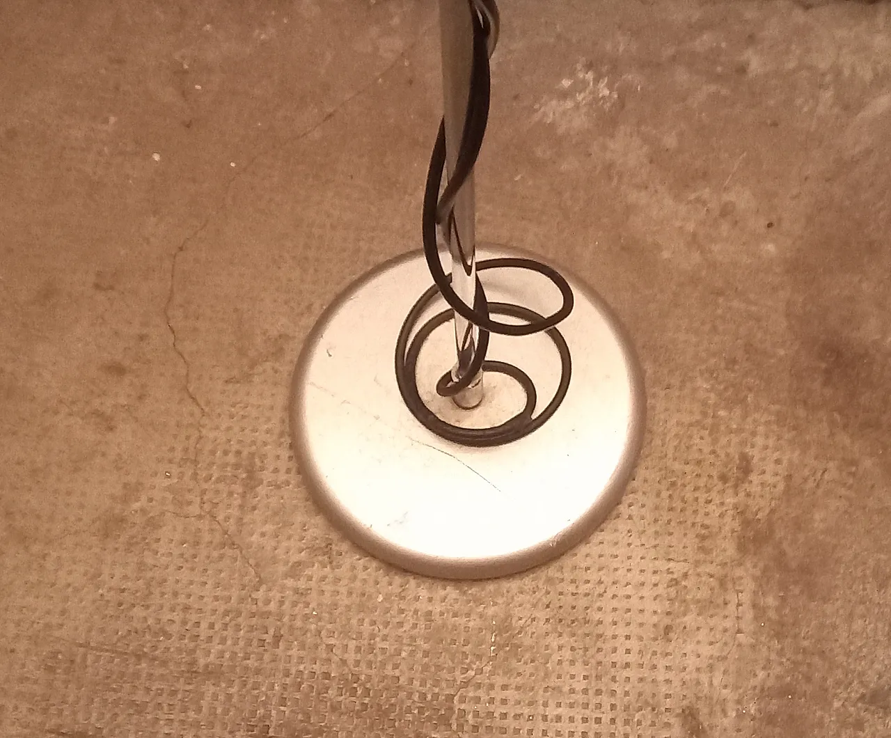 Lampada da terra 626 di Joe Colombo per Oluce, anni '70 2