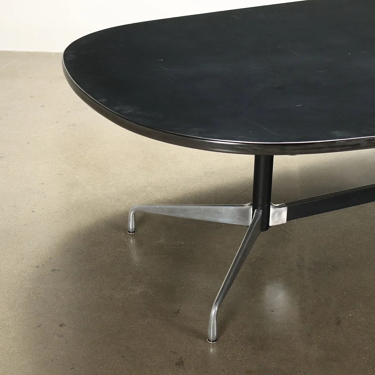 Oval ICF table by Charles and Ray Eames, 1970s 3