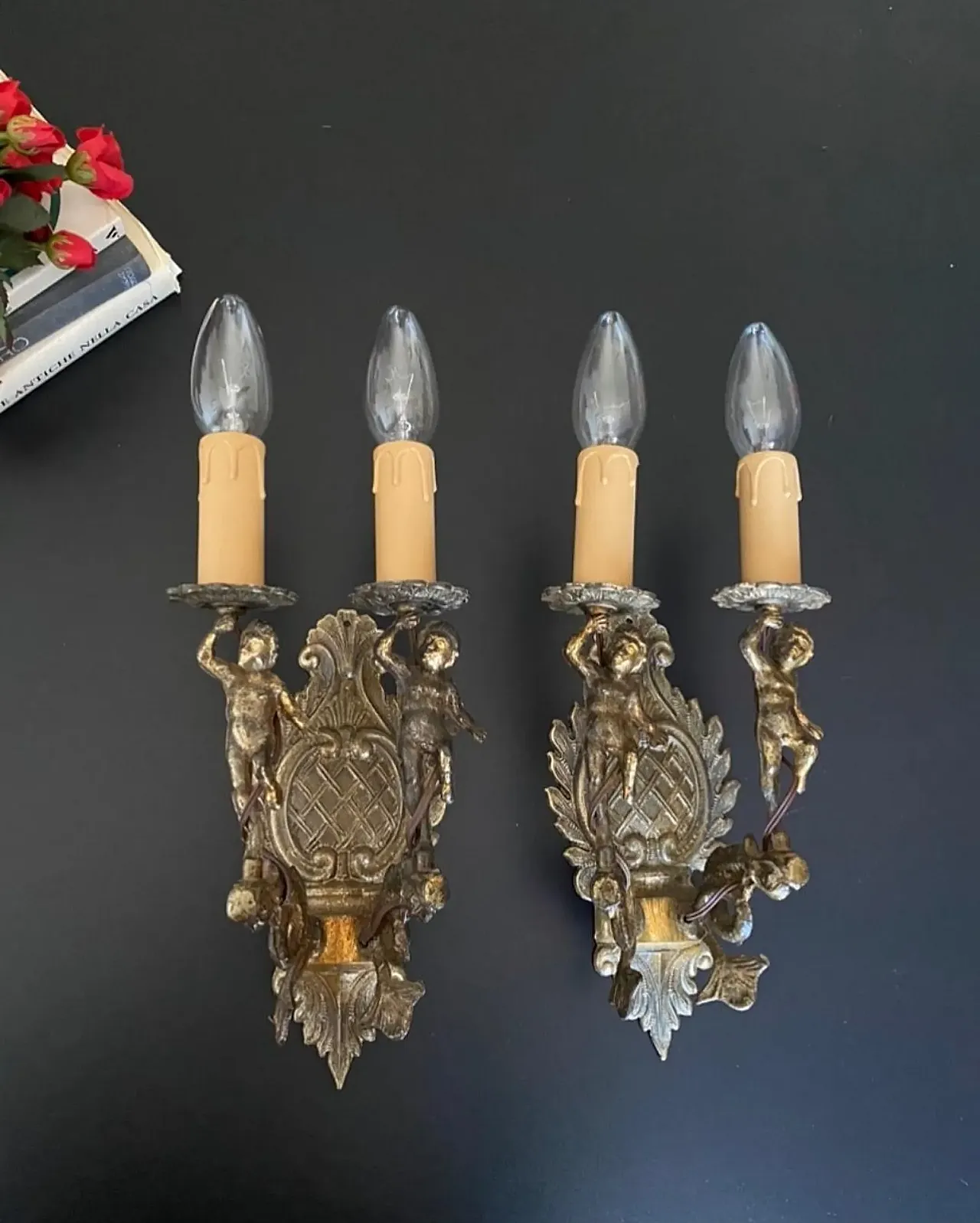 Pair of bronze and brass sconces with Putti, '900 1