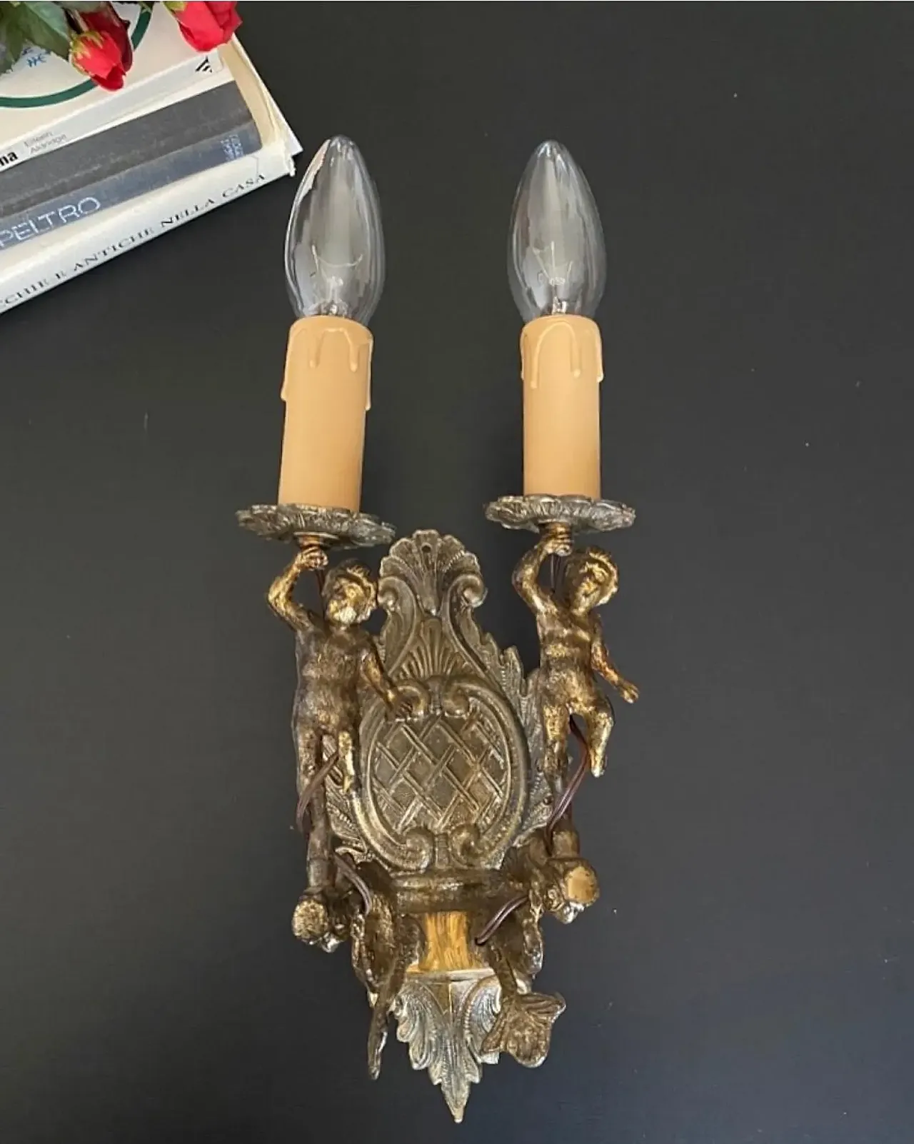 Pair of bronze and brass sconces with Putti, '900 3