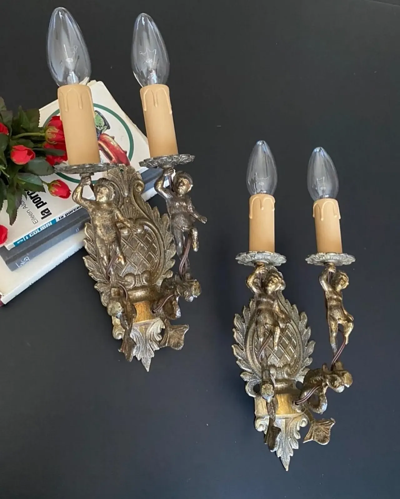 Pair of bronze and brass sconces with Putti, '900 10