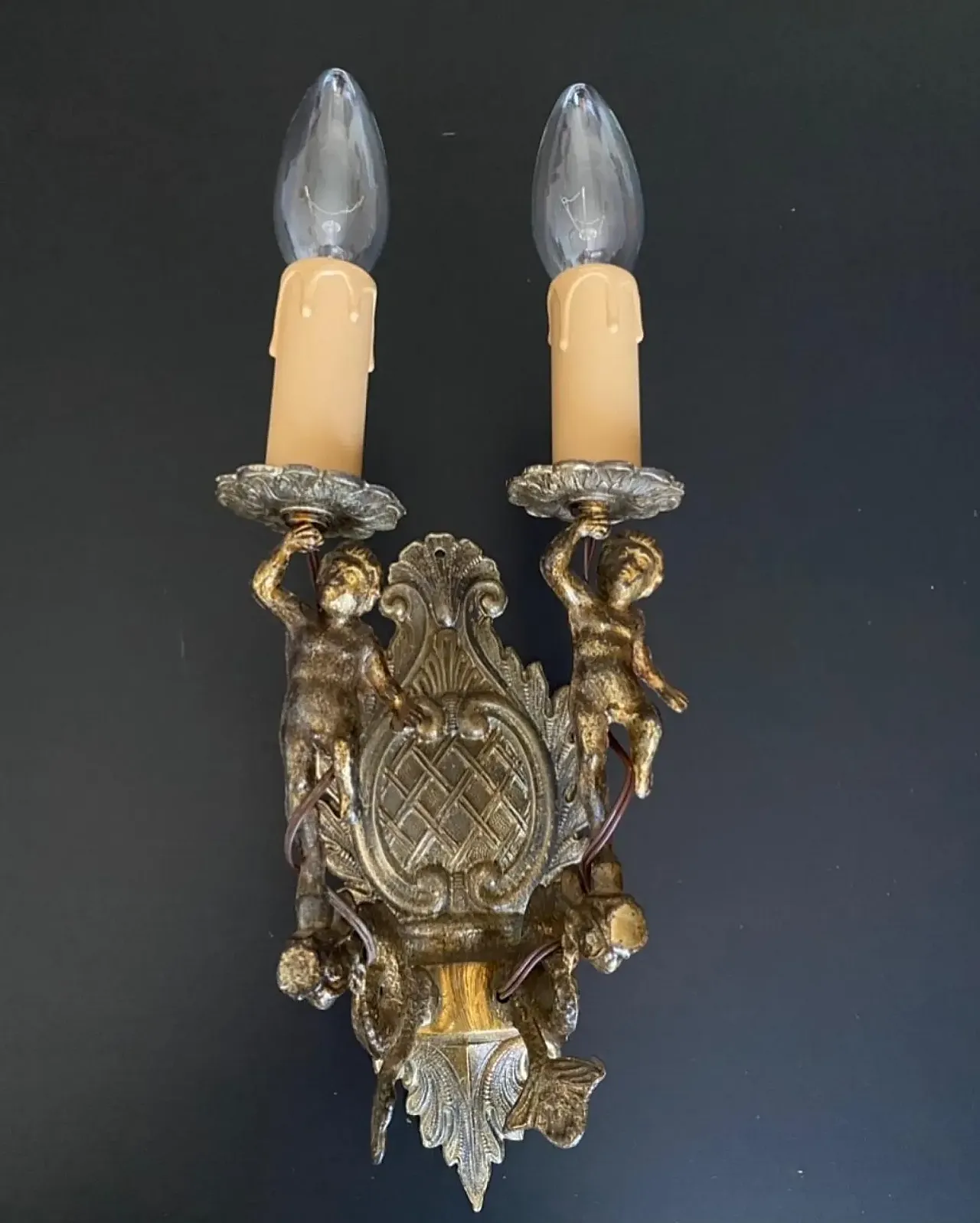 Pair of bronze and brass sconces with Putti, '900 13